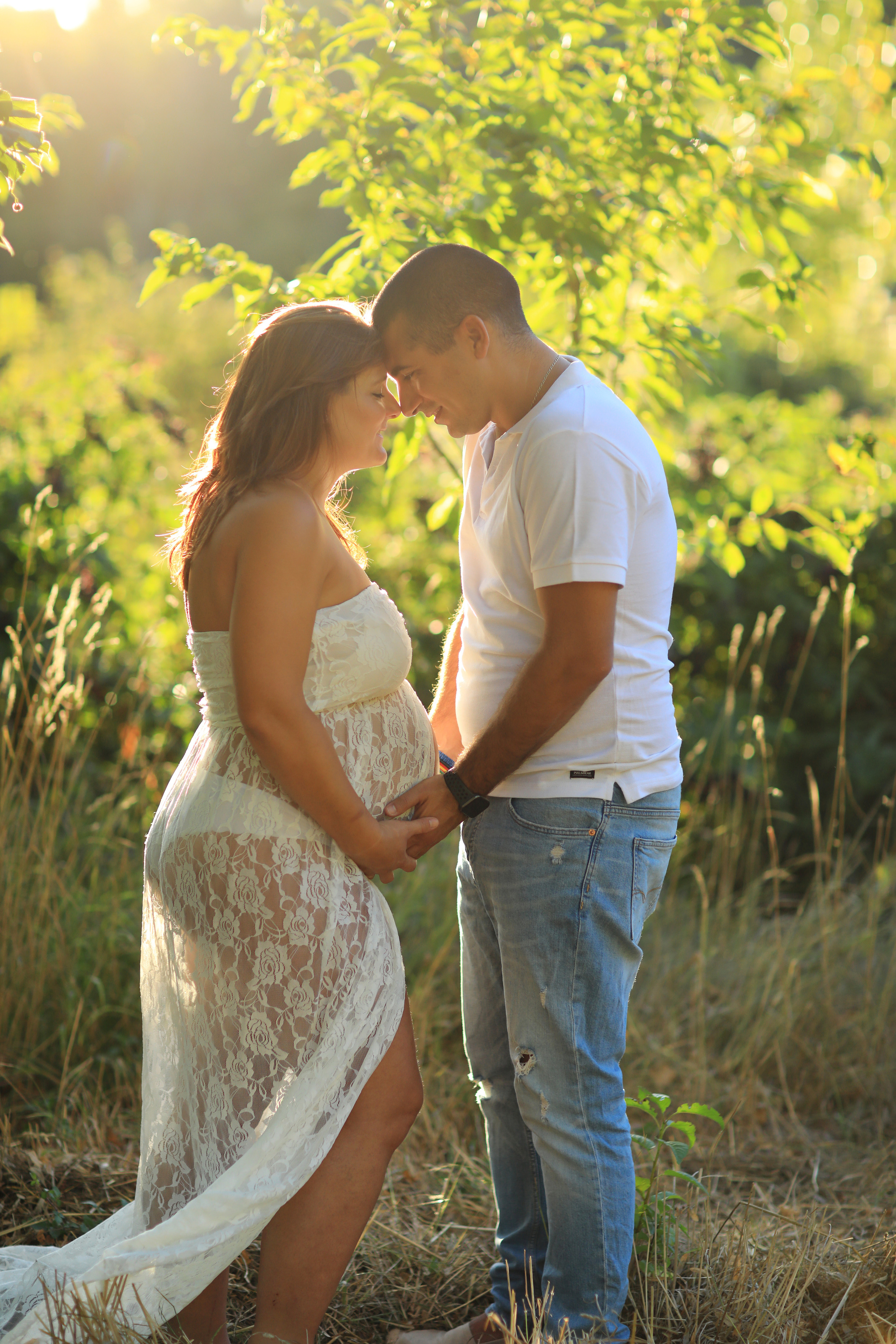Premamá en Exterior. Fotografía de Eventos, Embarazo y Familiar en Pirineos
