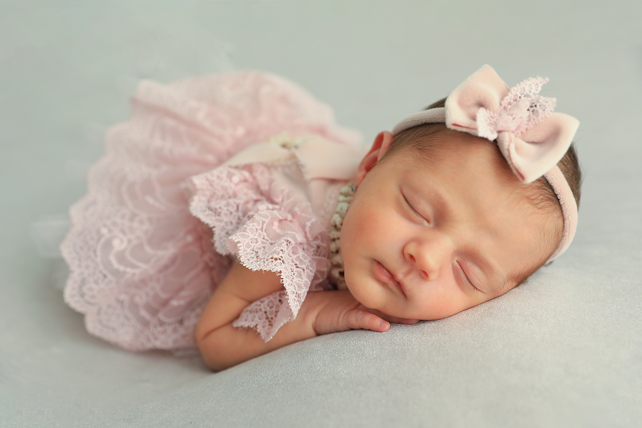 Newborn * Recién Nacidos. Fotografía de Eventos, Embarazo y Familiar en Pirineos