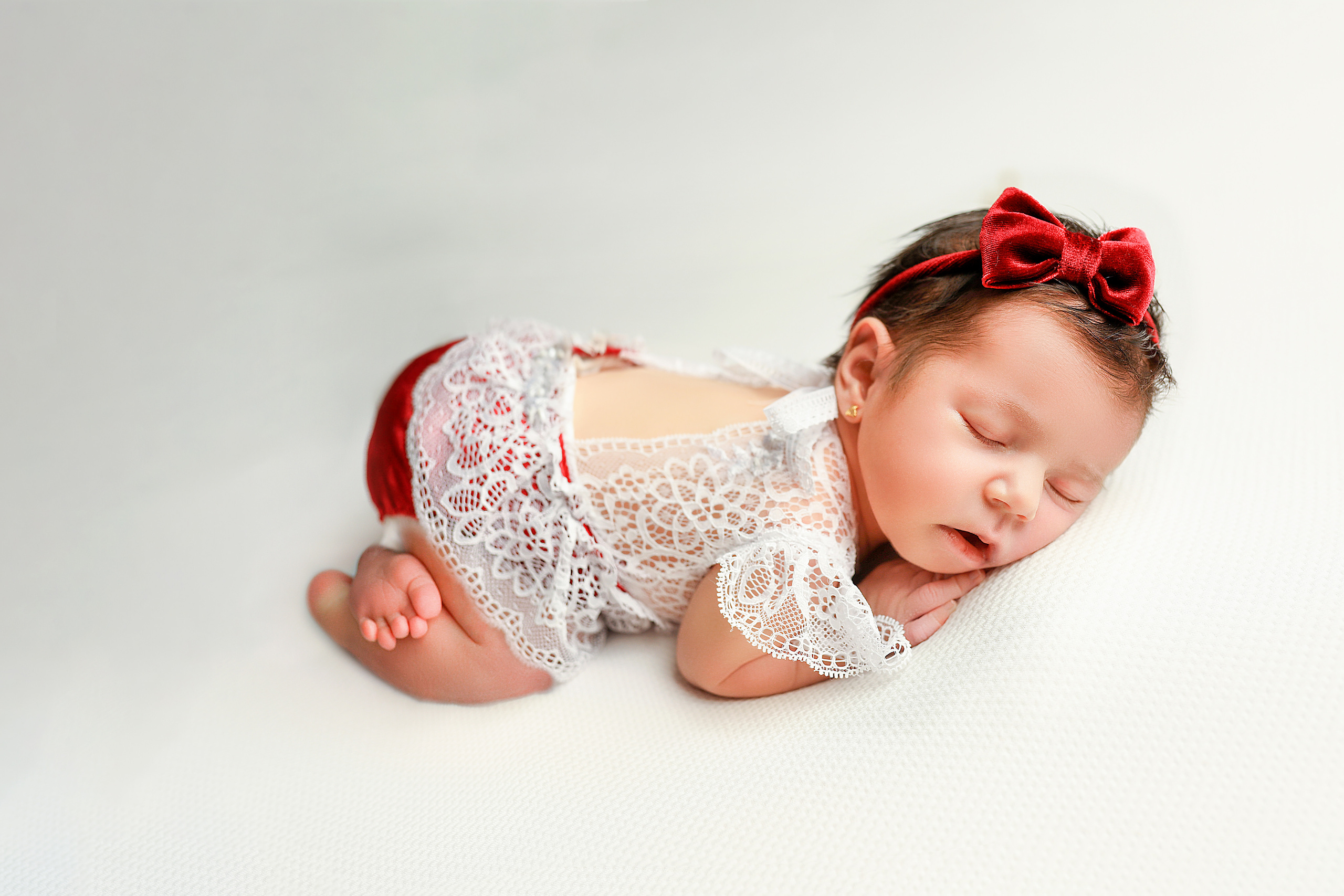 Newborn * Recién Nacidos. Fotografía de Eventos, Embarazo y Familiar en Pirineos