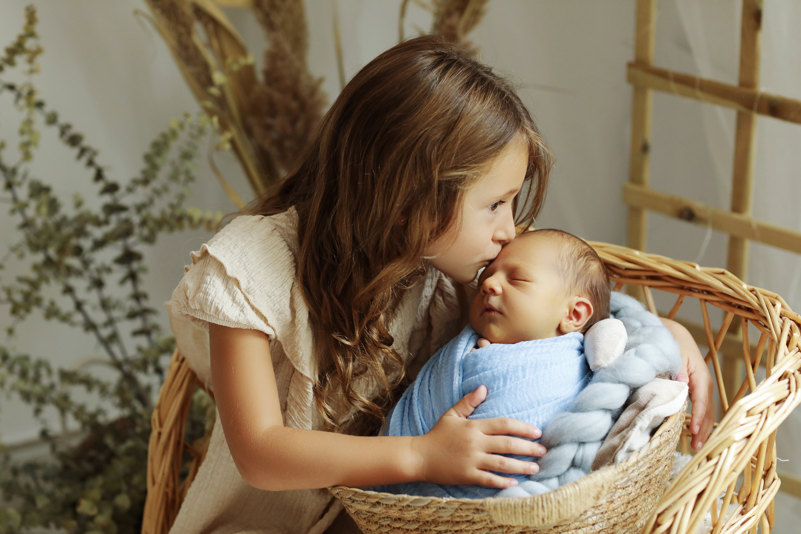 Newborn * Recién Nacidos. Fotografía de Eventos, Embarazo y Familiar en Pirineos