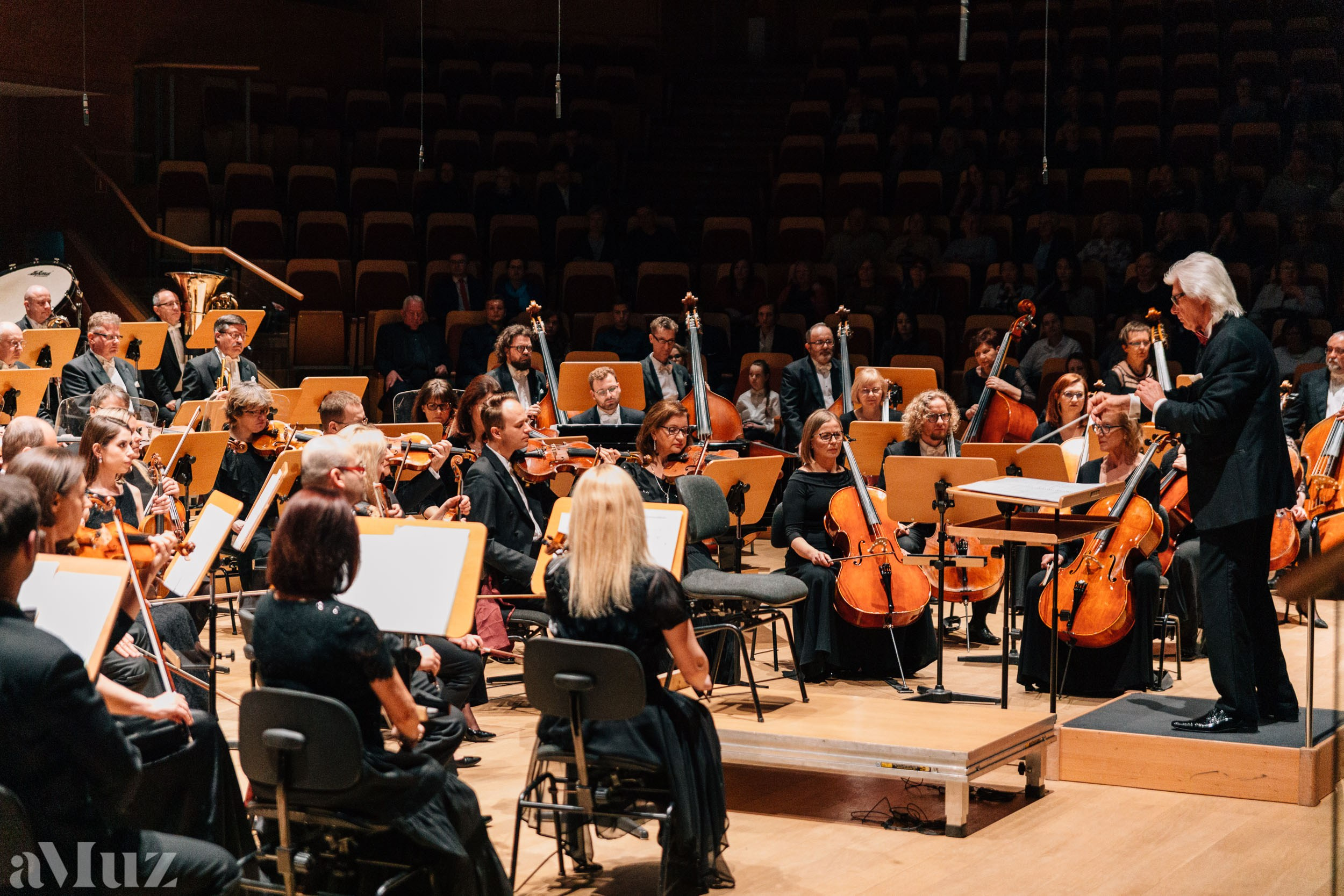 Filharmonia Bałtycka. Fotograf Ślubny Warszawa - Sesje Biznesowe Rodzinne Eventy