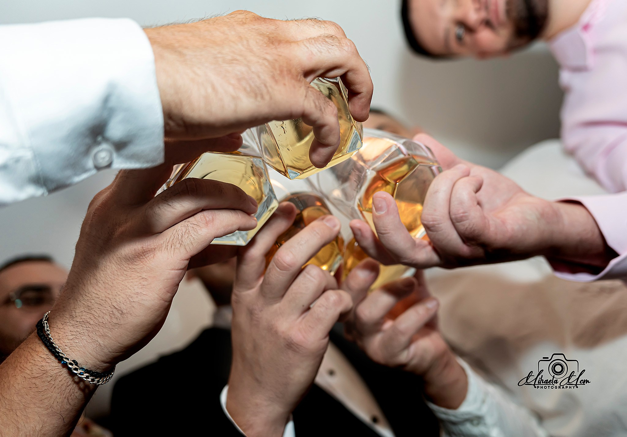 Fotograf de nunta Constanta. Servicii foto video Constanta. MCM Happy Studio – Fotograf & Videograf Evenimente | Nuntă & Botez