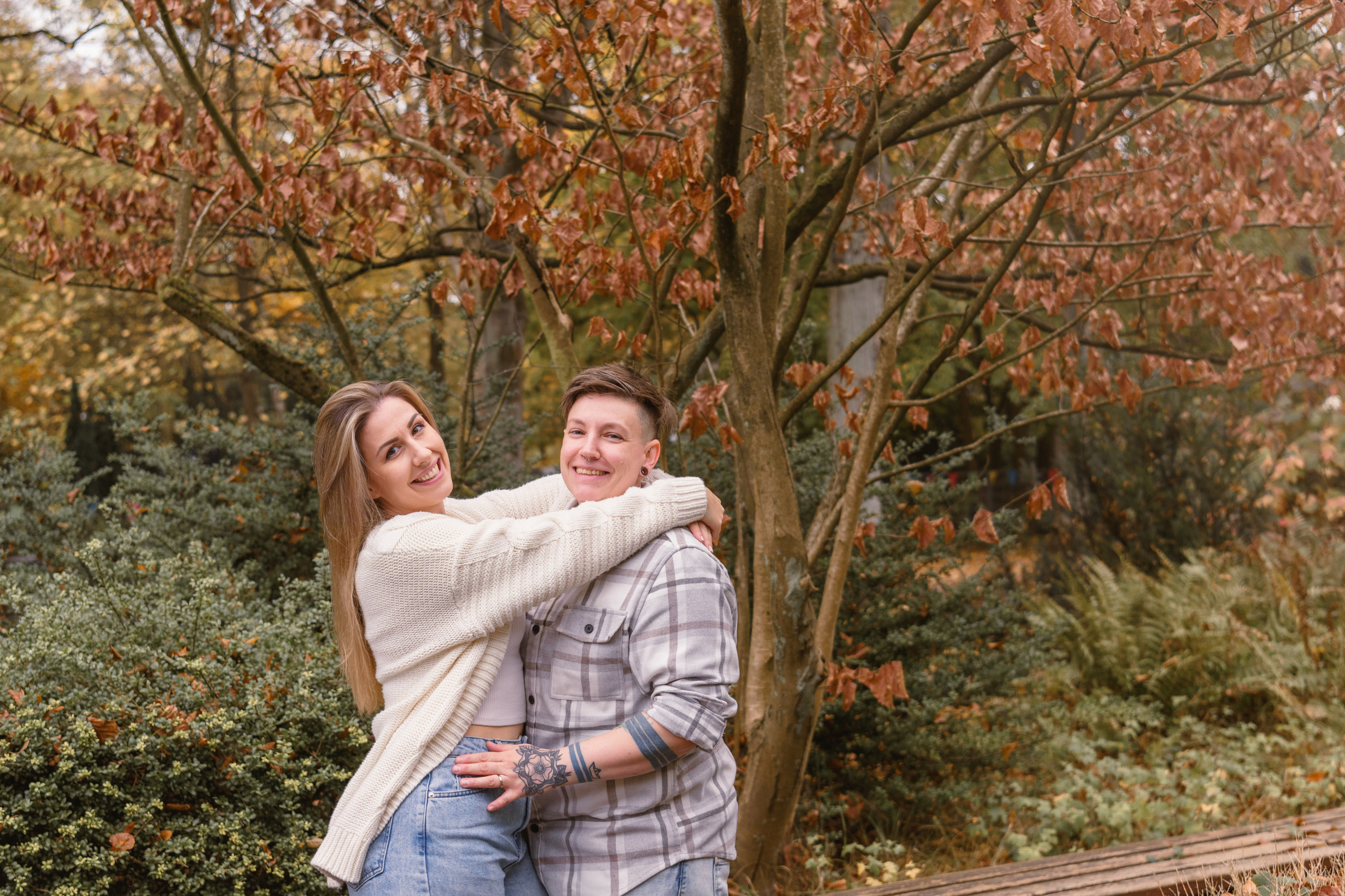 Hayley & Katja. Maternity Newborn and Family photographer Hamburg Claire Hambley