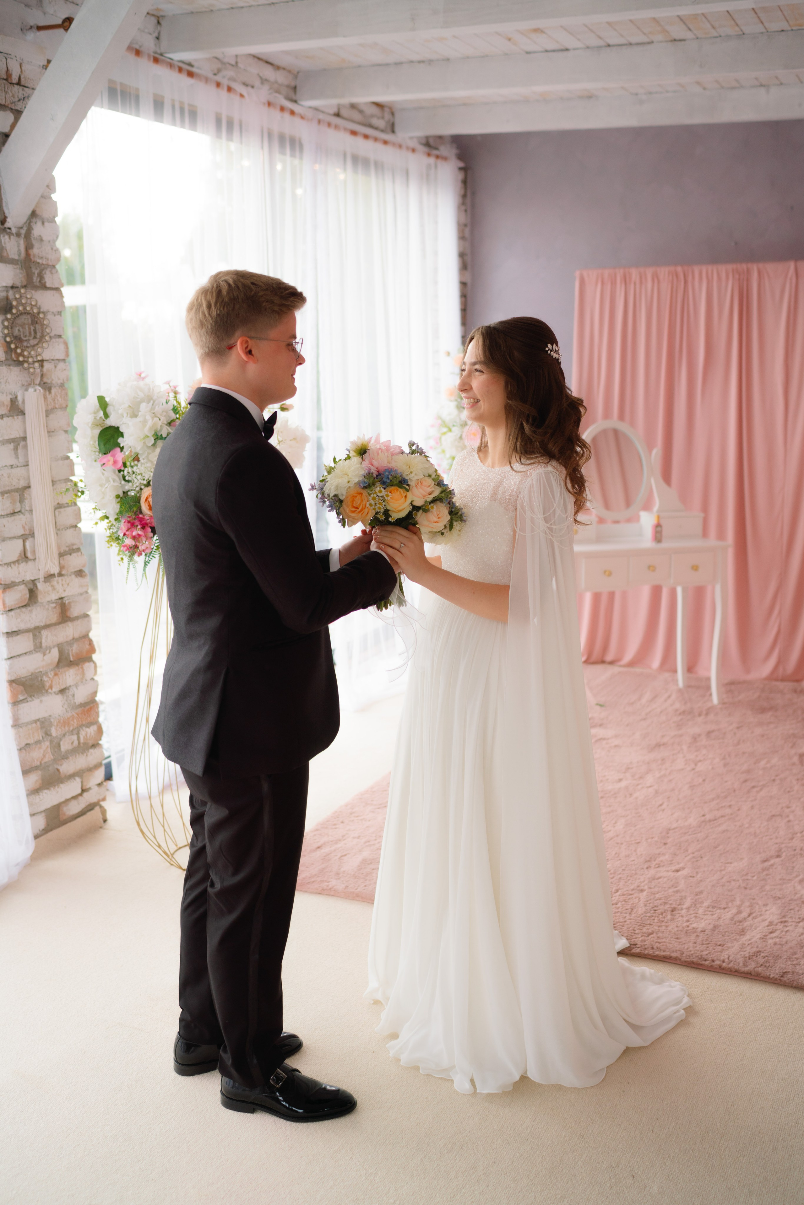 Miruna | Ruben Preview. Main