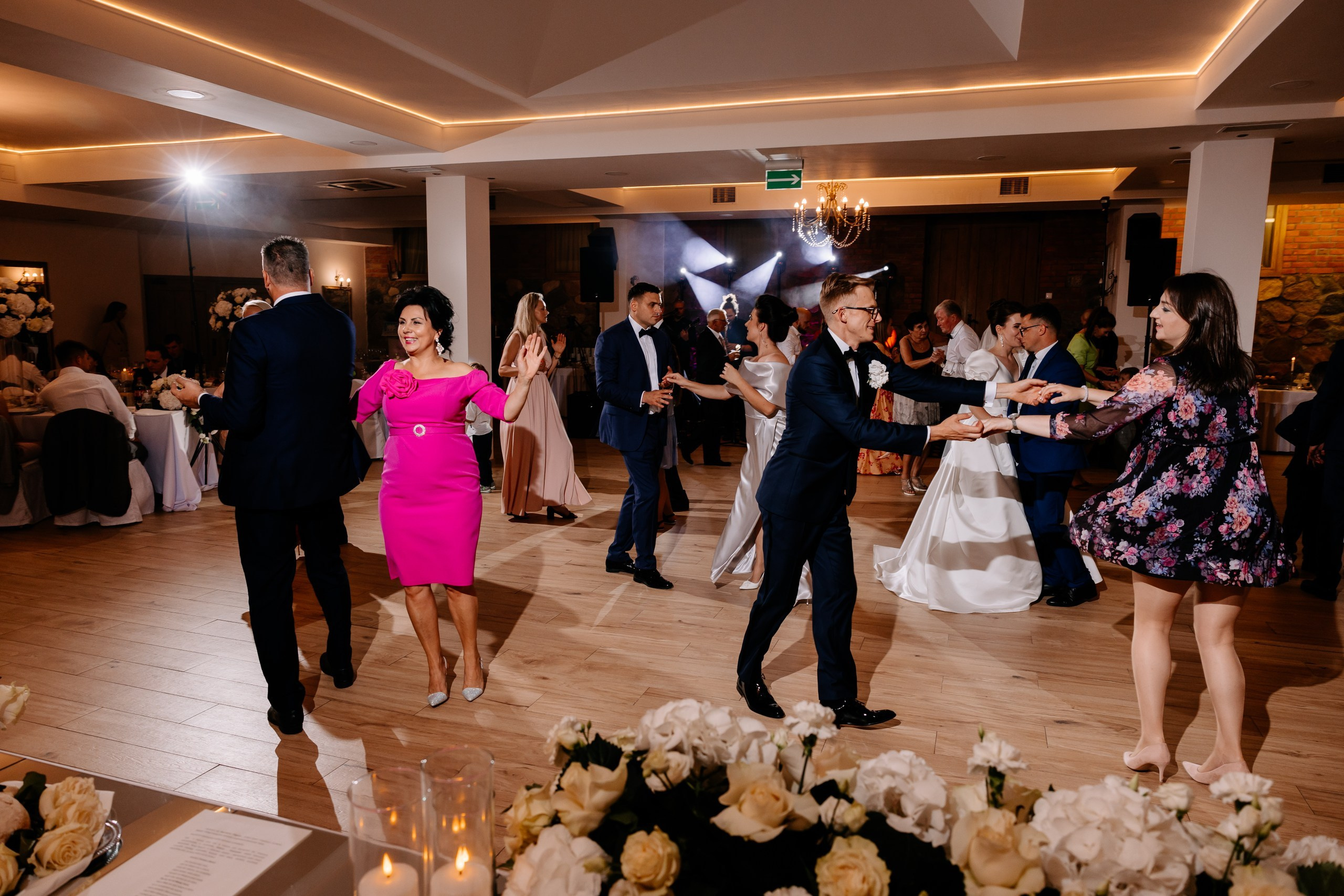 Wiki ♡ Przemek. Fotograf Ślubny Warszawa - Sesje Biznesowe Rodzinne Eventy