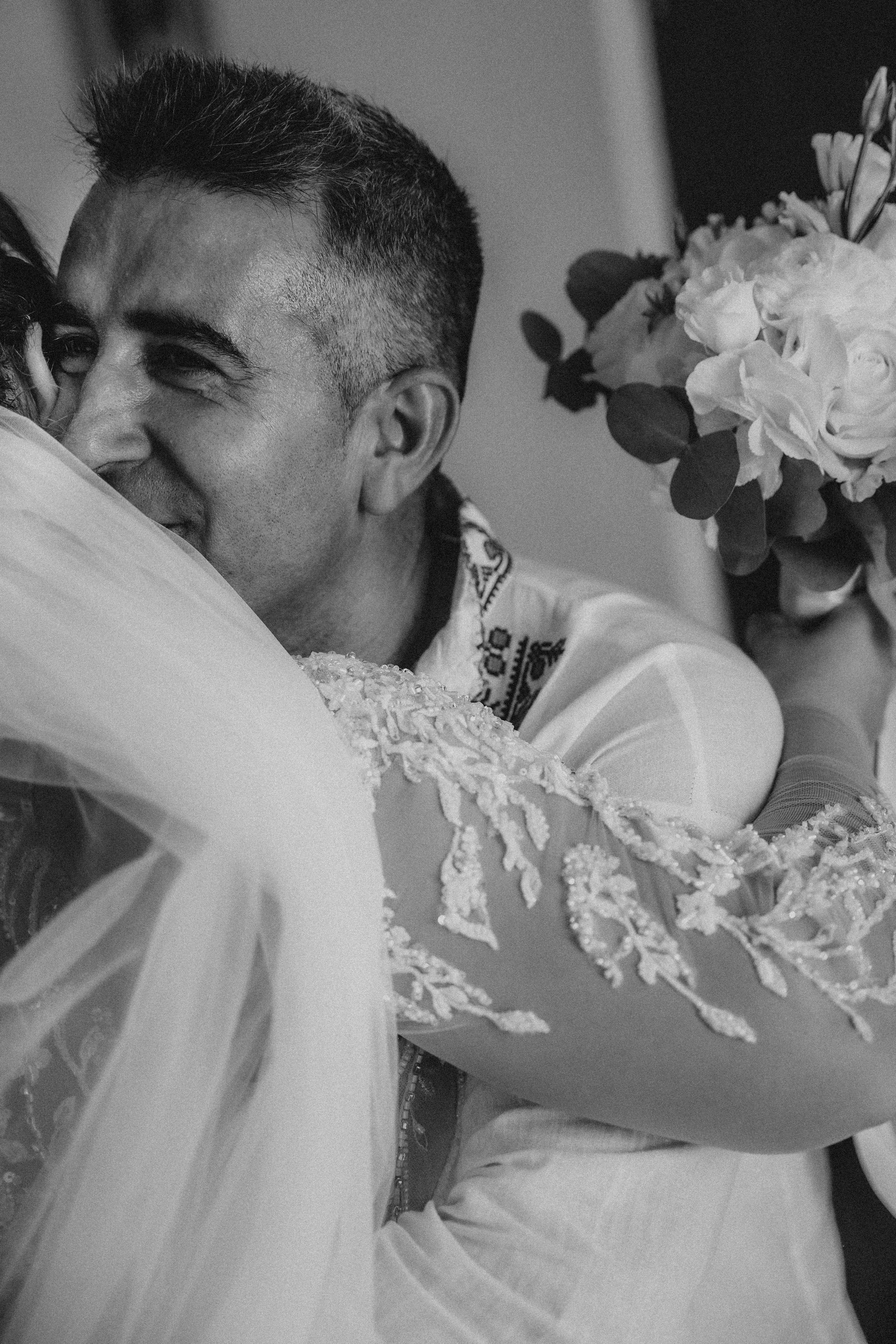 Alexandra & Andrei. Dragosbaciuartphotographer