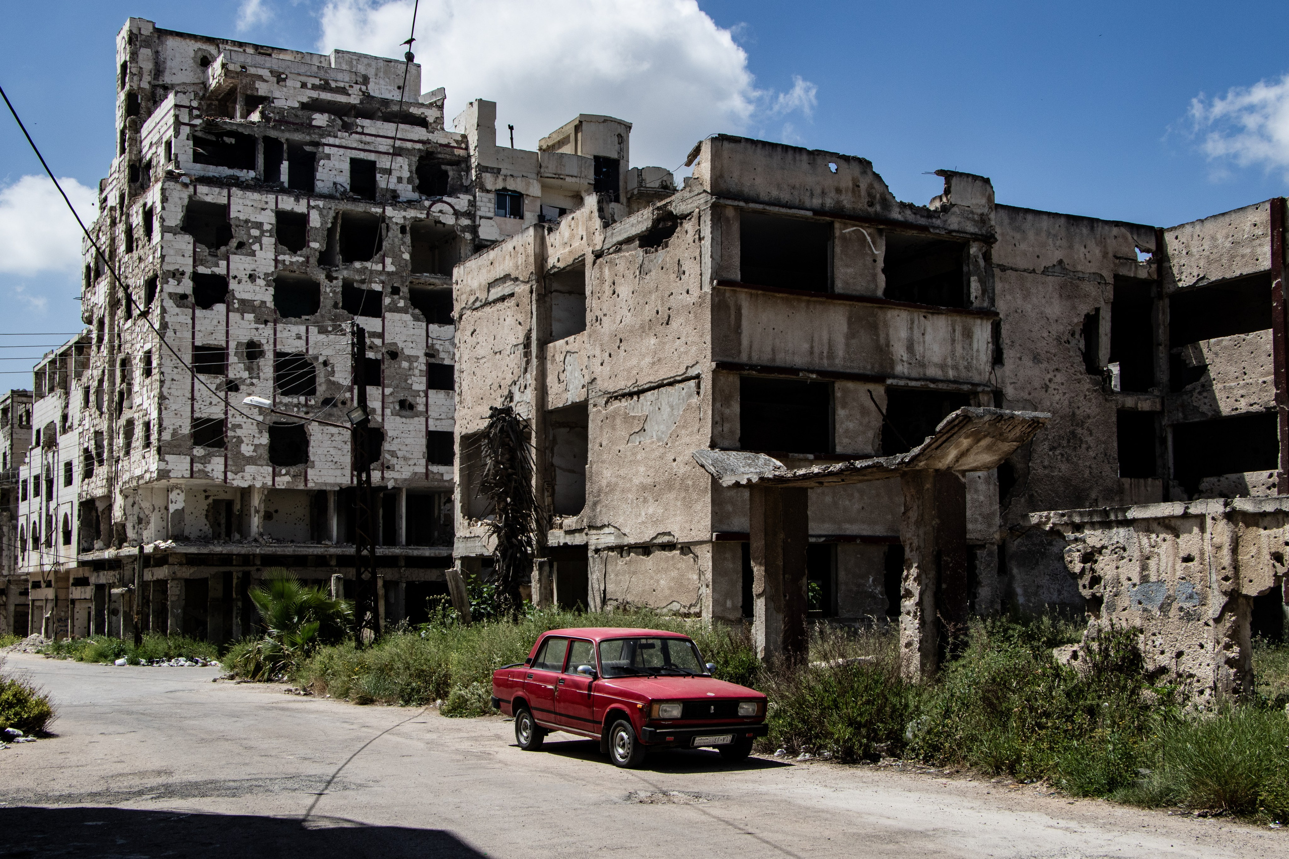 Destructions dans le centre-ville de Homs, résultat des affrontements intenses entre les forces gouvernementales et les groupes rebelles entre 2011 et 2014.
