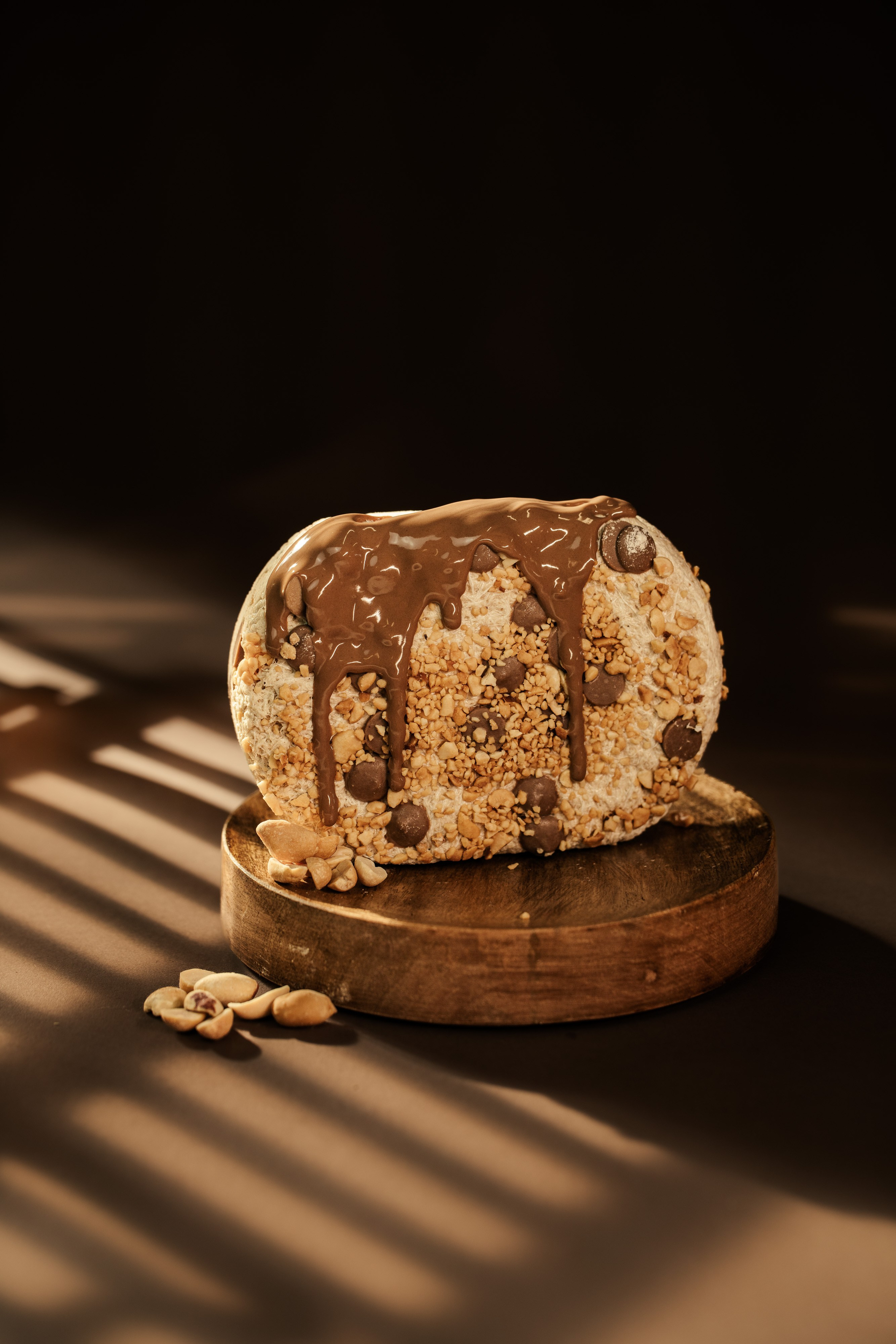 ΧΑΛΒΑΣ ΜΕ ΣΟΚΟΛΑΤΑ ΓΑΛΑΚΤΟΣ ΚΑΙ ΑΛΑΤΙΣΜΕΝΟ ΦΥΣΤΙΚΙ