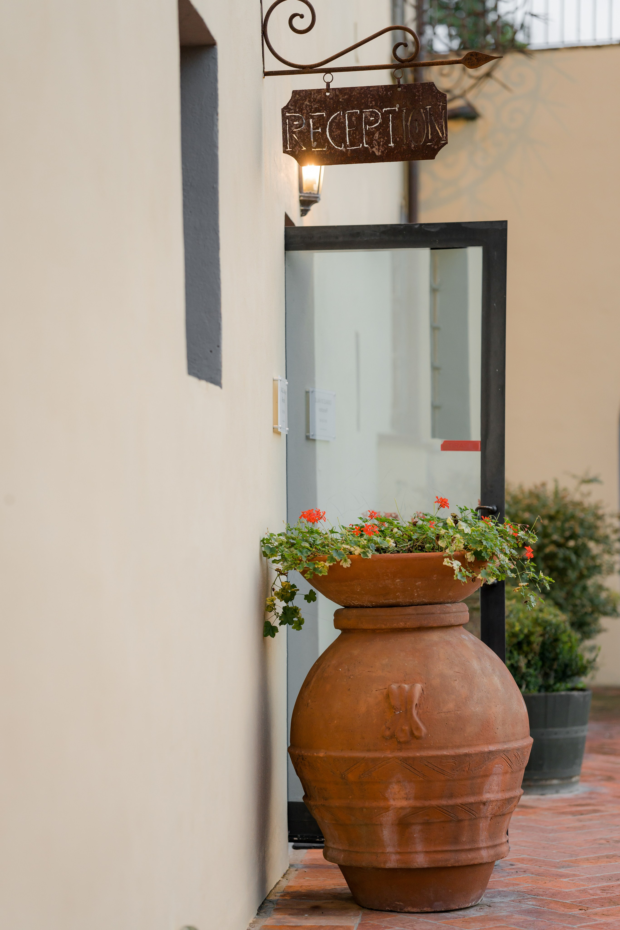 Dom&Ally. Wedding photographer Italy