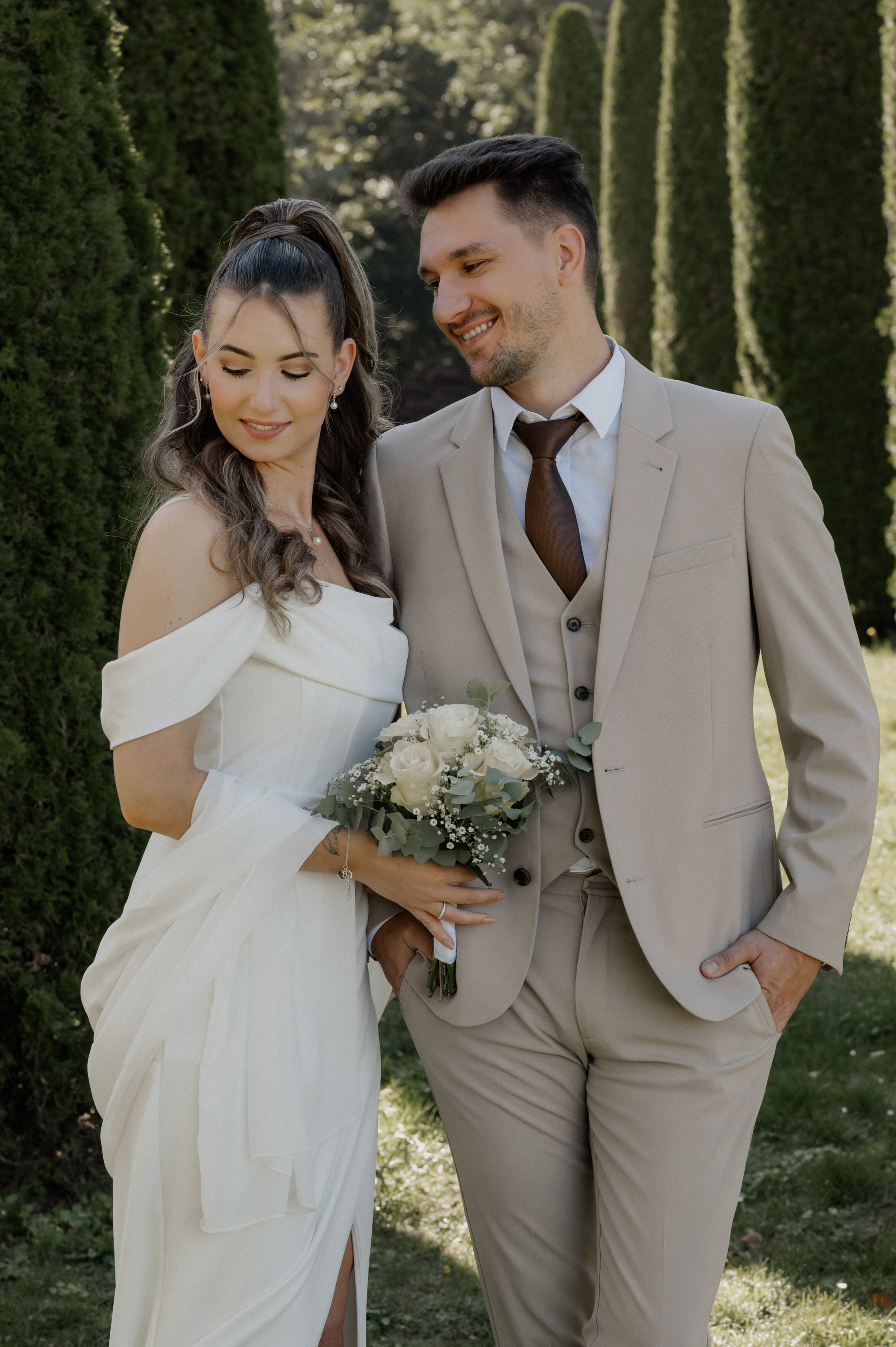 CIVIL WEDDING IN STADTSCHLOSS IN HERRIEDEN. Photographer in Nuremberg Irina Mehnert from Ansbach