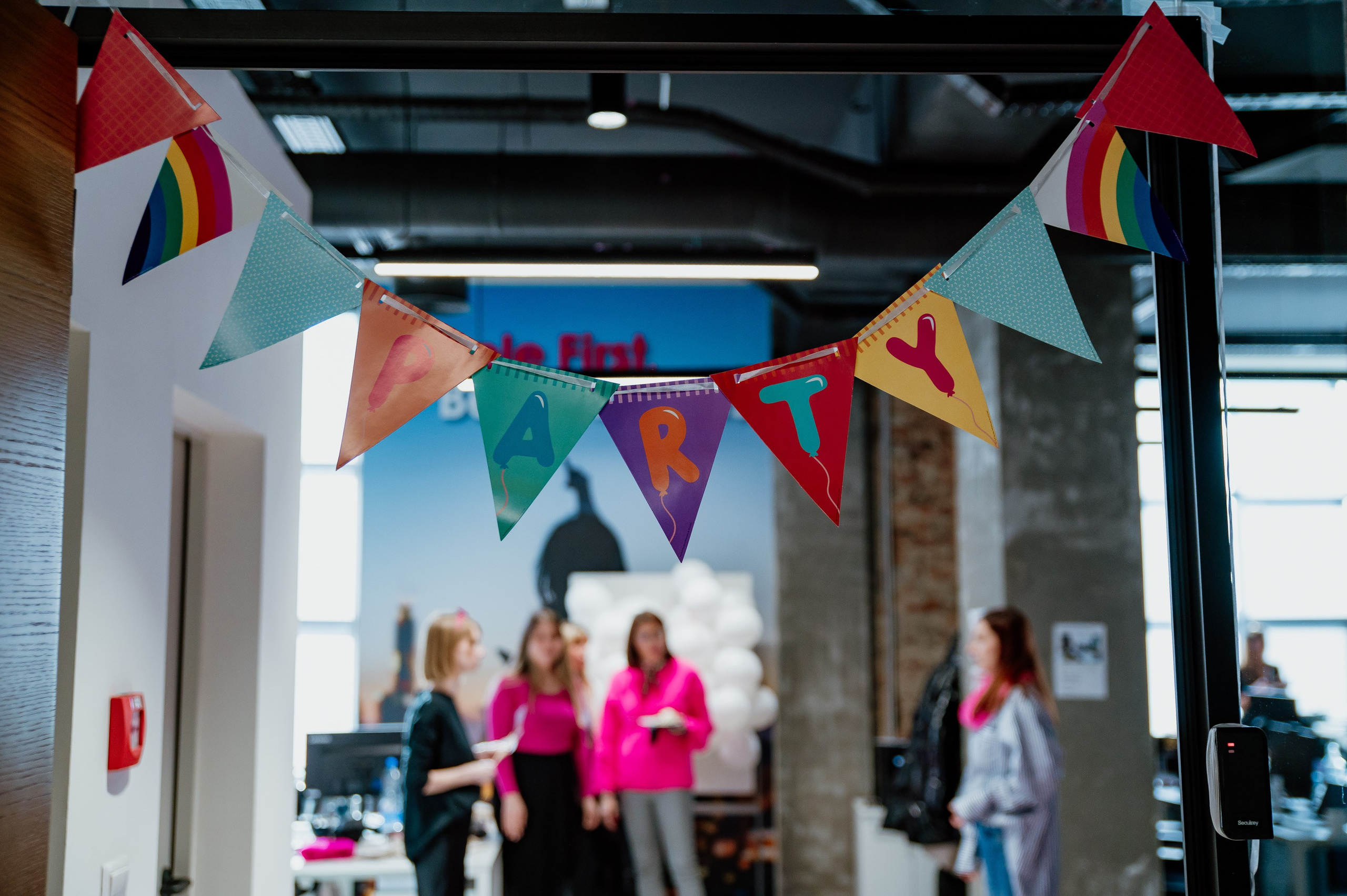 Fotografisanje teambuildinga i korporativnih proslava. Bojana Žuža fotograf u Beogradu 📷 Belgrade photographer