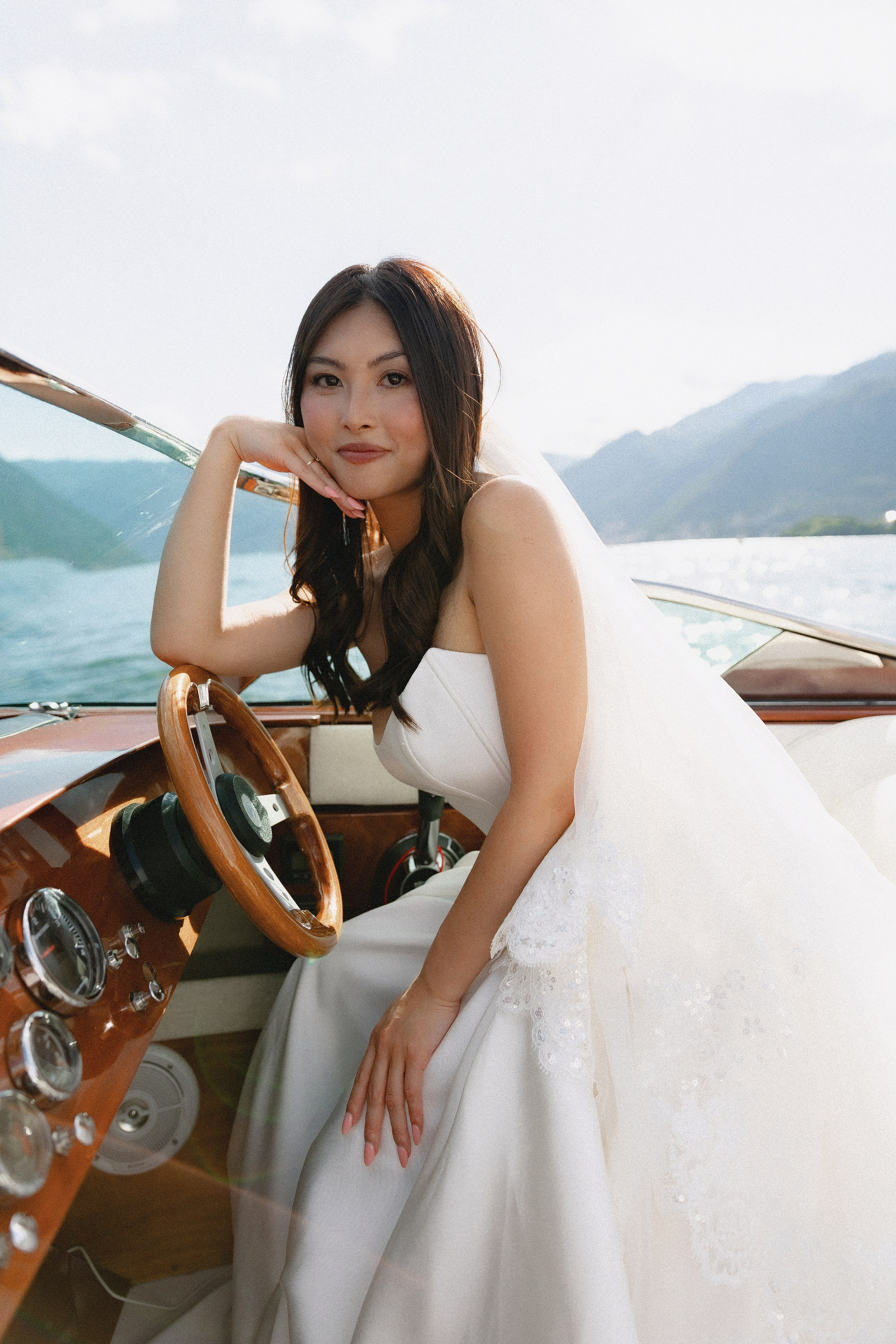 Lily & Zach, Villa del Balbianello. Photographer in Italy Anna Linnik
