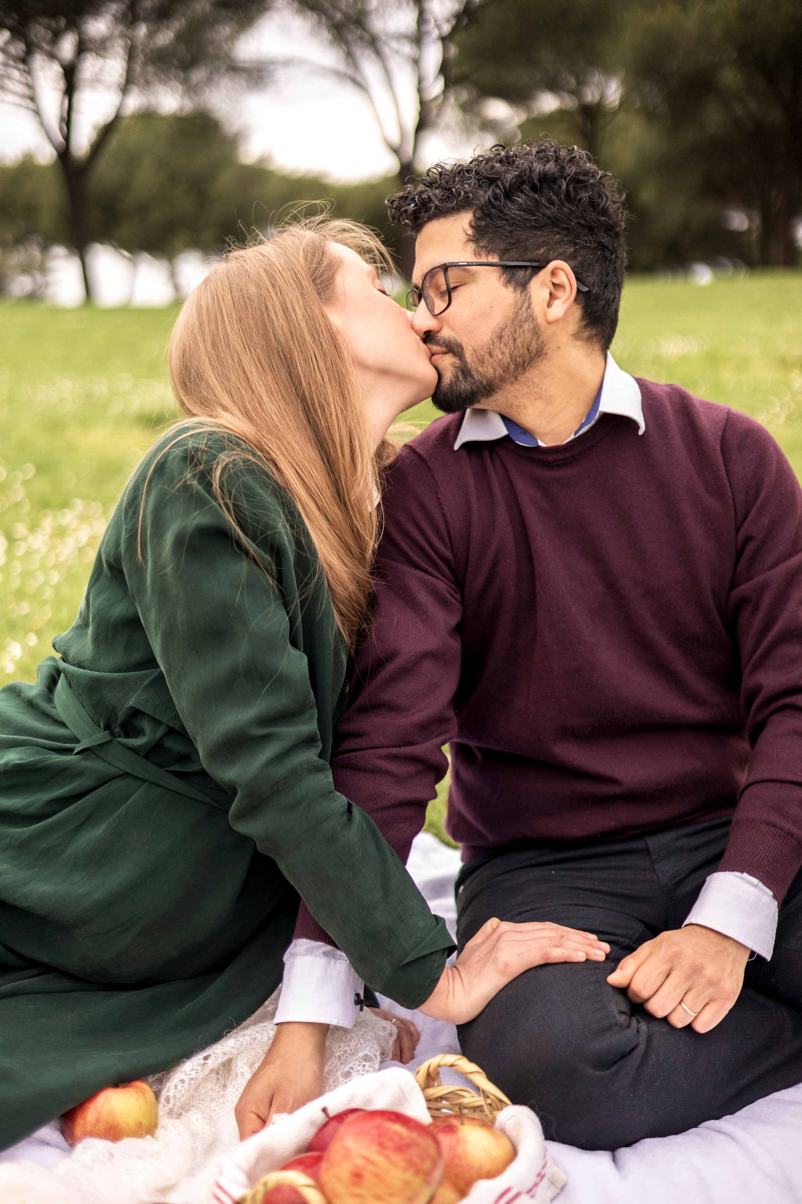 FAMILY. Hi! My name is Irena, and I’m a professional photographer specializing in family photography, love stories, and individual photoshoots