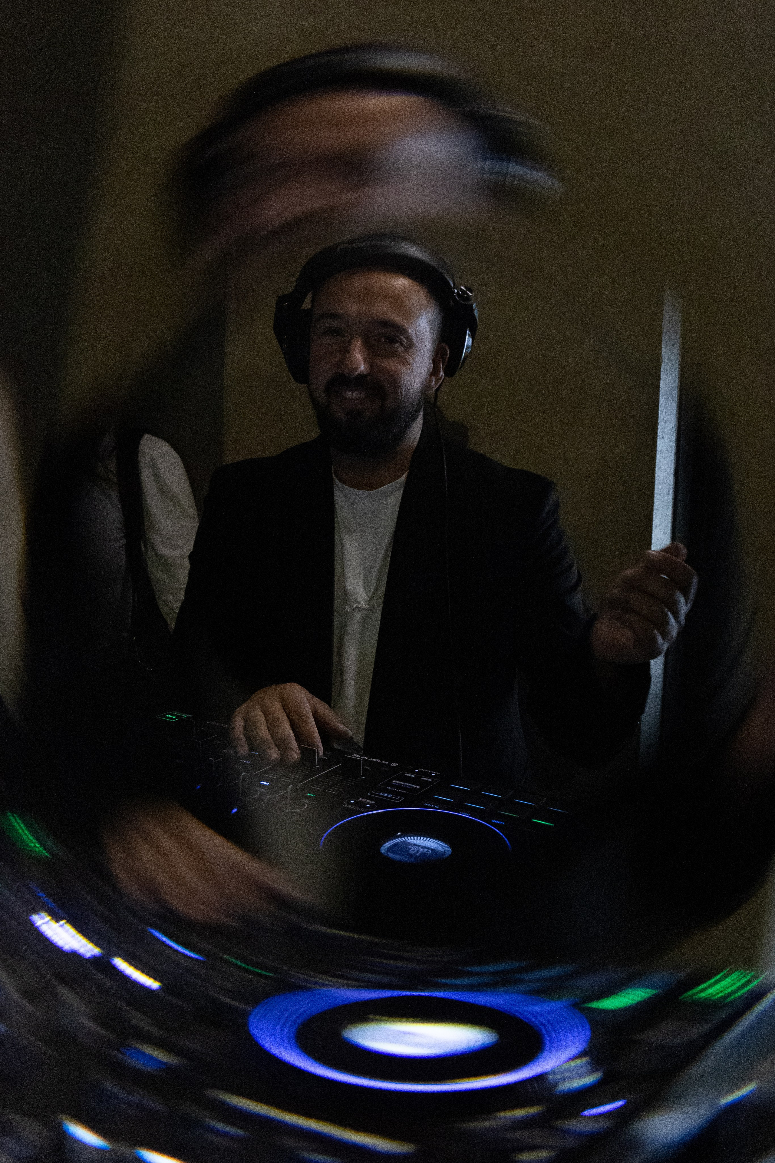 MAMMINA. Elizaveta Razumova: Cinematic Photography for Love, Weddings, Portraits & Brands