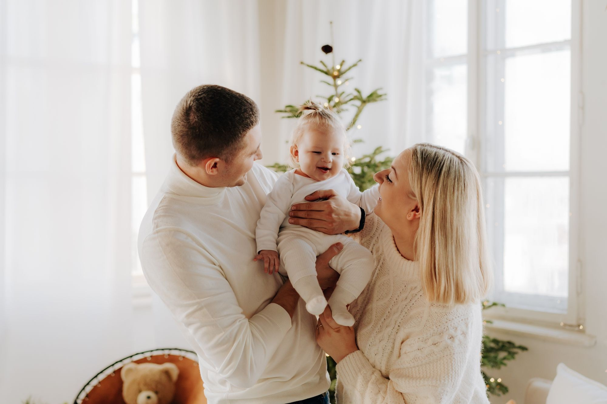 Minimalistyczne sesje świąteczne. Fotograf ślubny & lifestyle Gdańsk, Karolina Baczewska