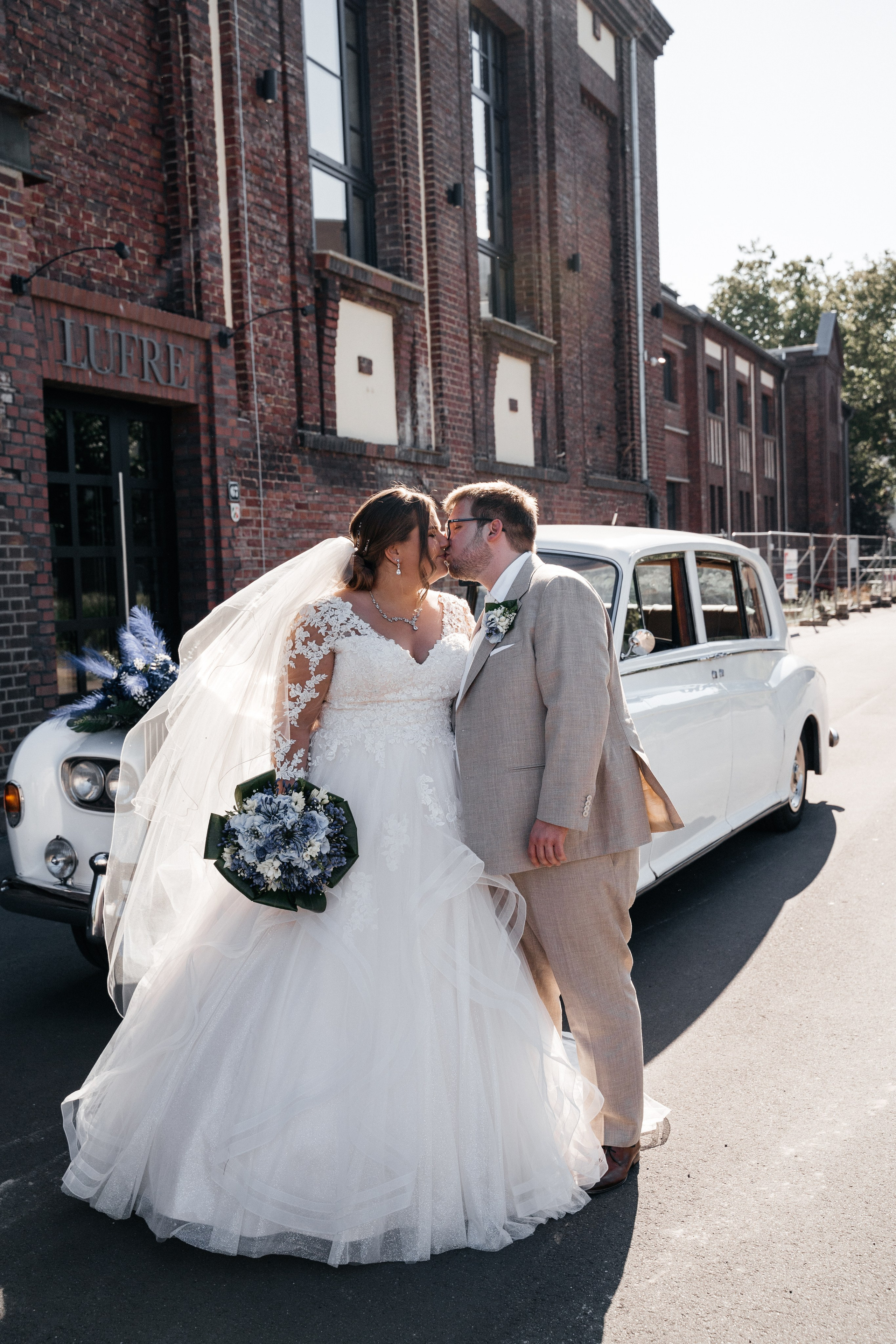 A & H, LUFRE. Wedding Photographer Germany