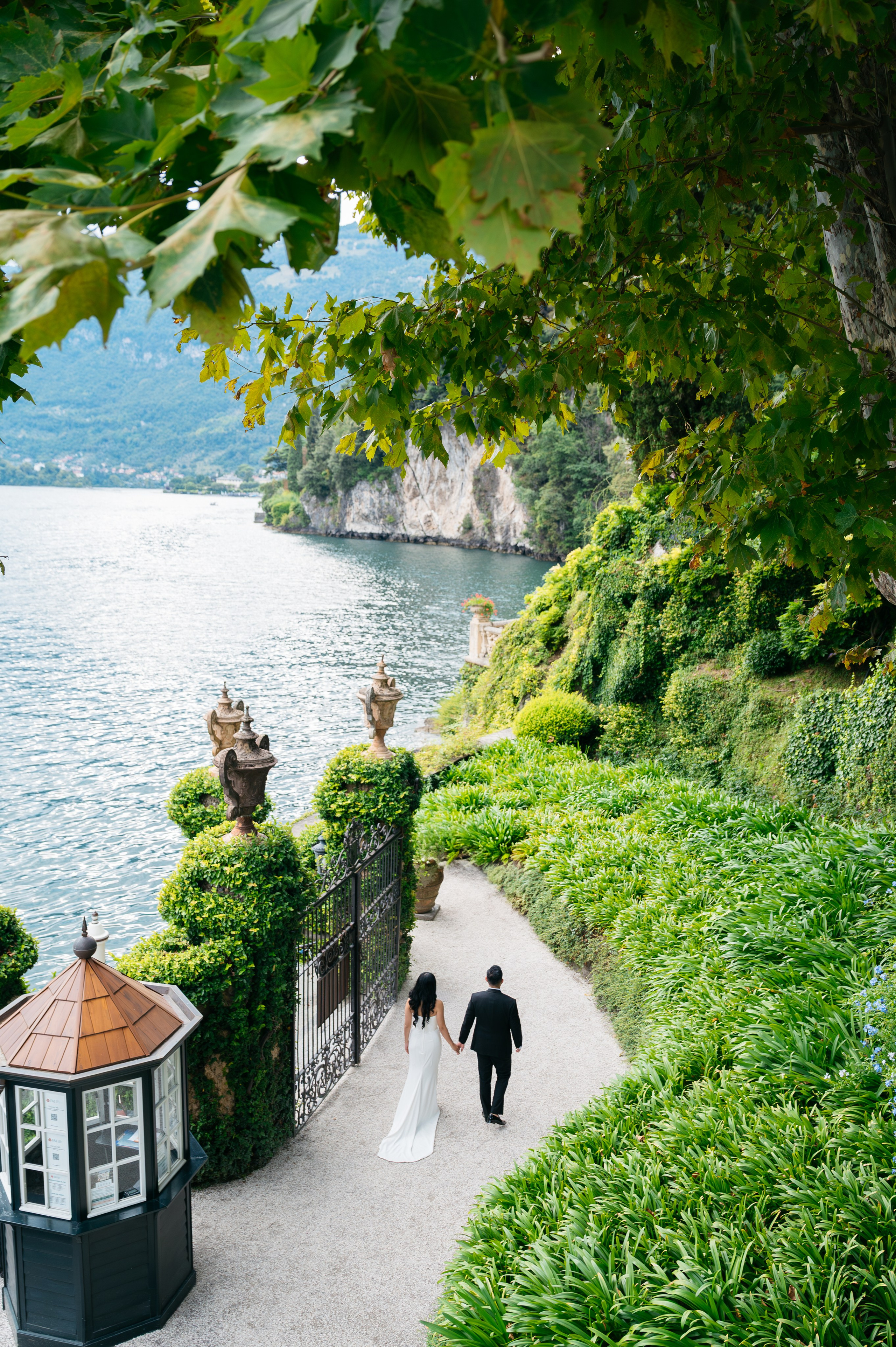 Lake Como. Lake Como Photographer — Proposal | Wedding | Elopement
