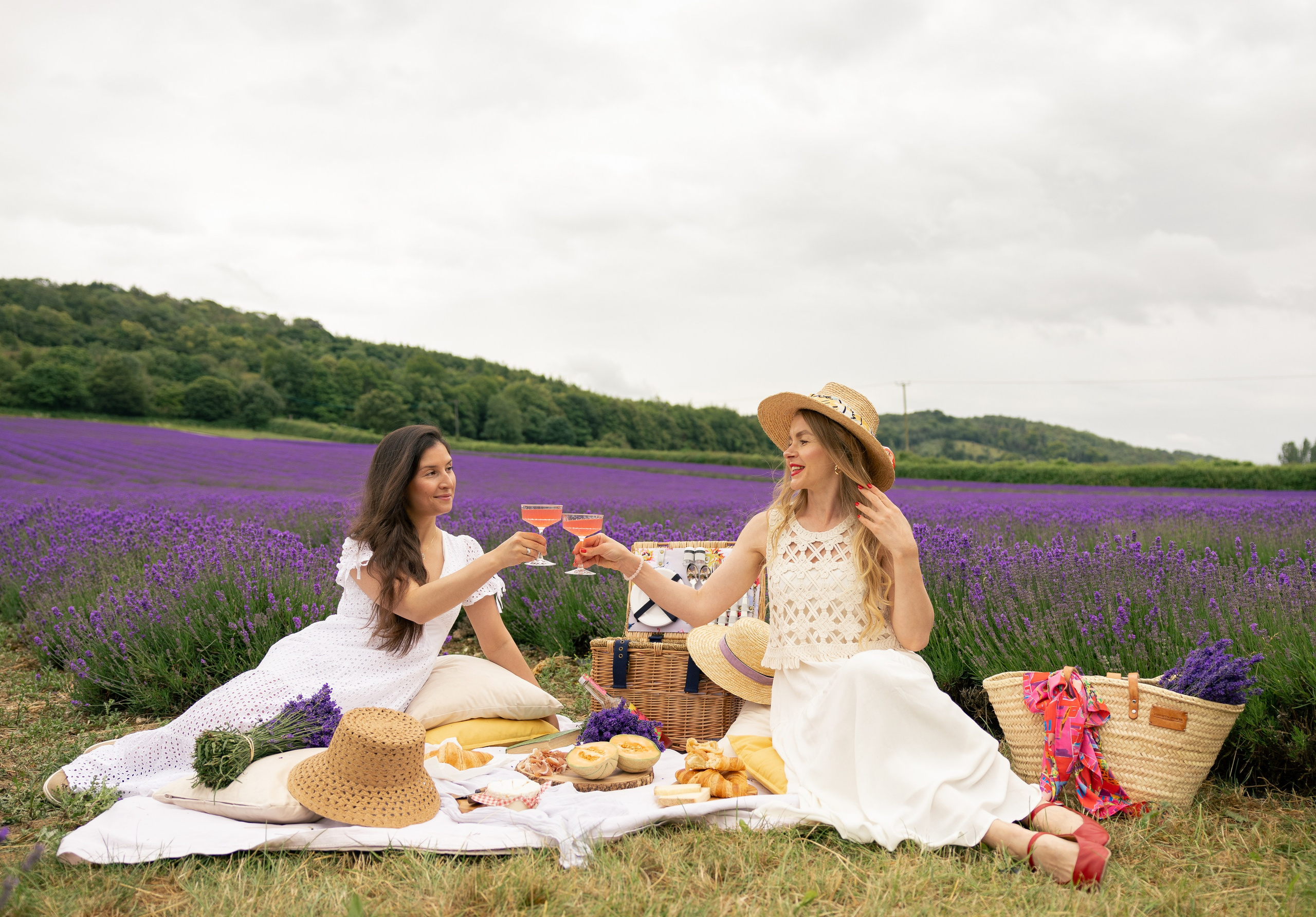 Lavender Picnics. PHOTOGRAPHER IN LONDON