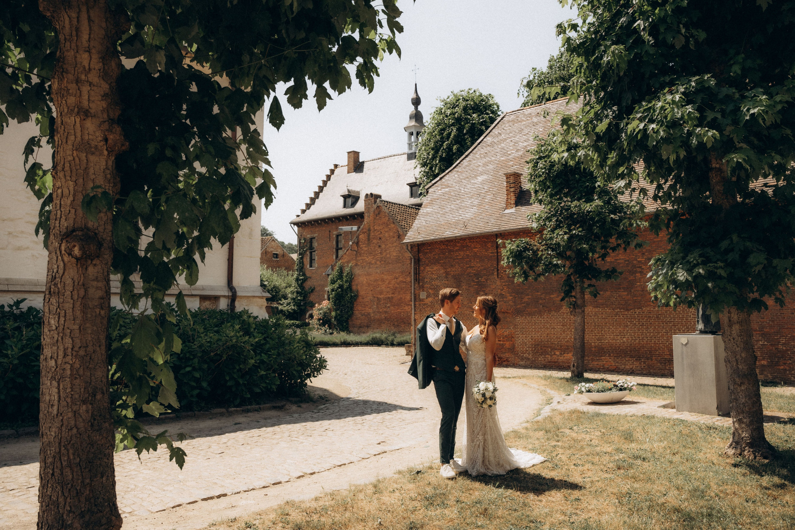 Wedding in Belgie. Little Birdie – Jouw familie- en huwelijksfotograaf in België en daarbuiten