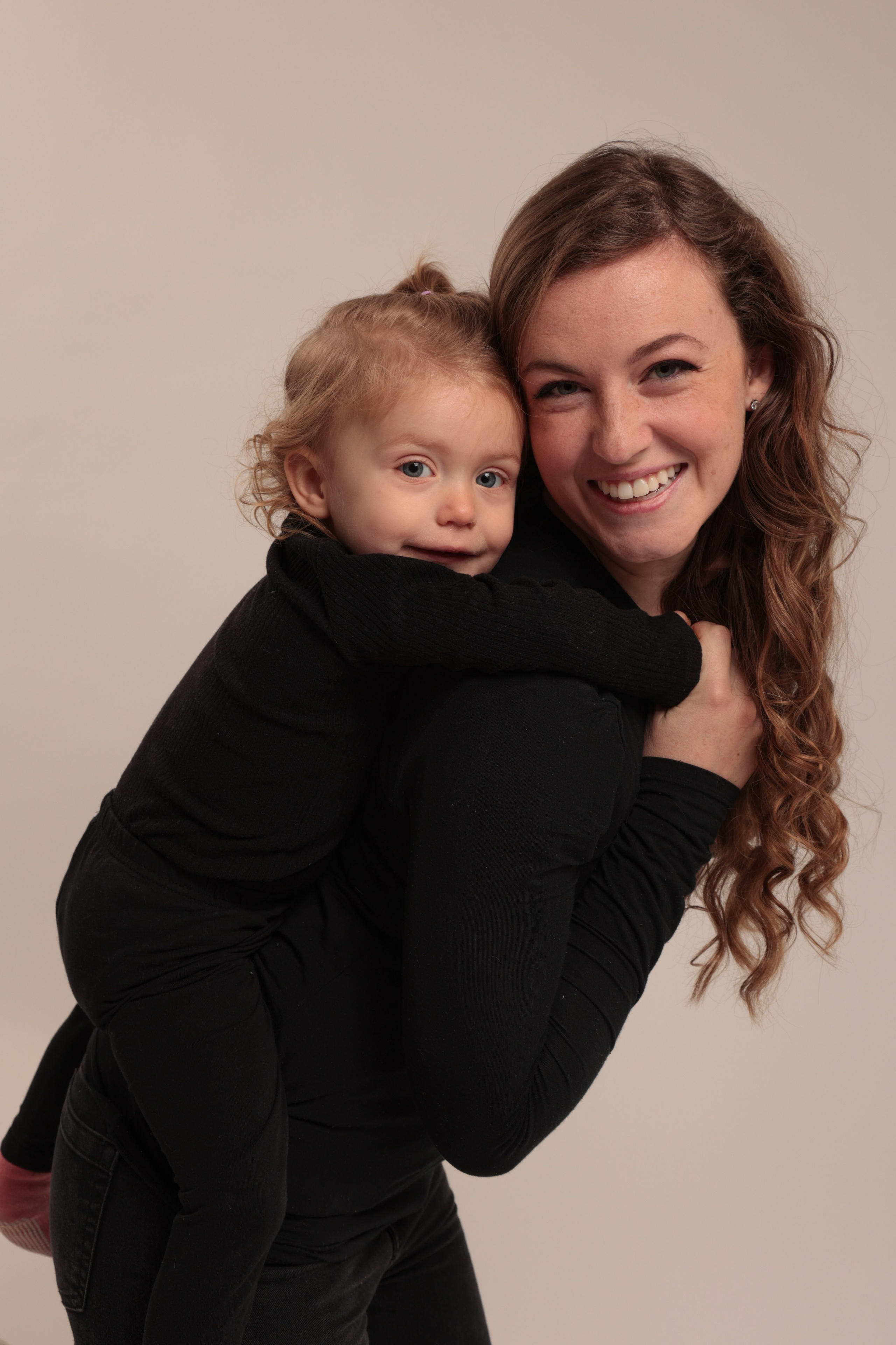 Shelby and Sophie. Photographer in Milan |Mila Pro Photo