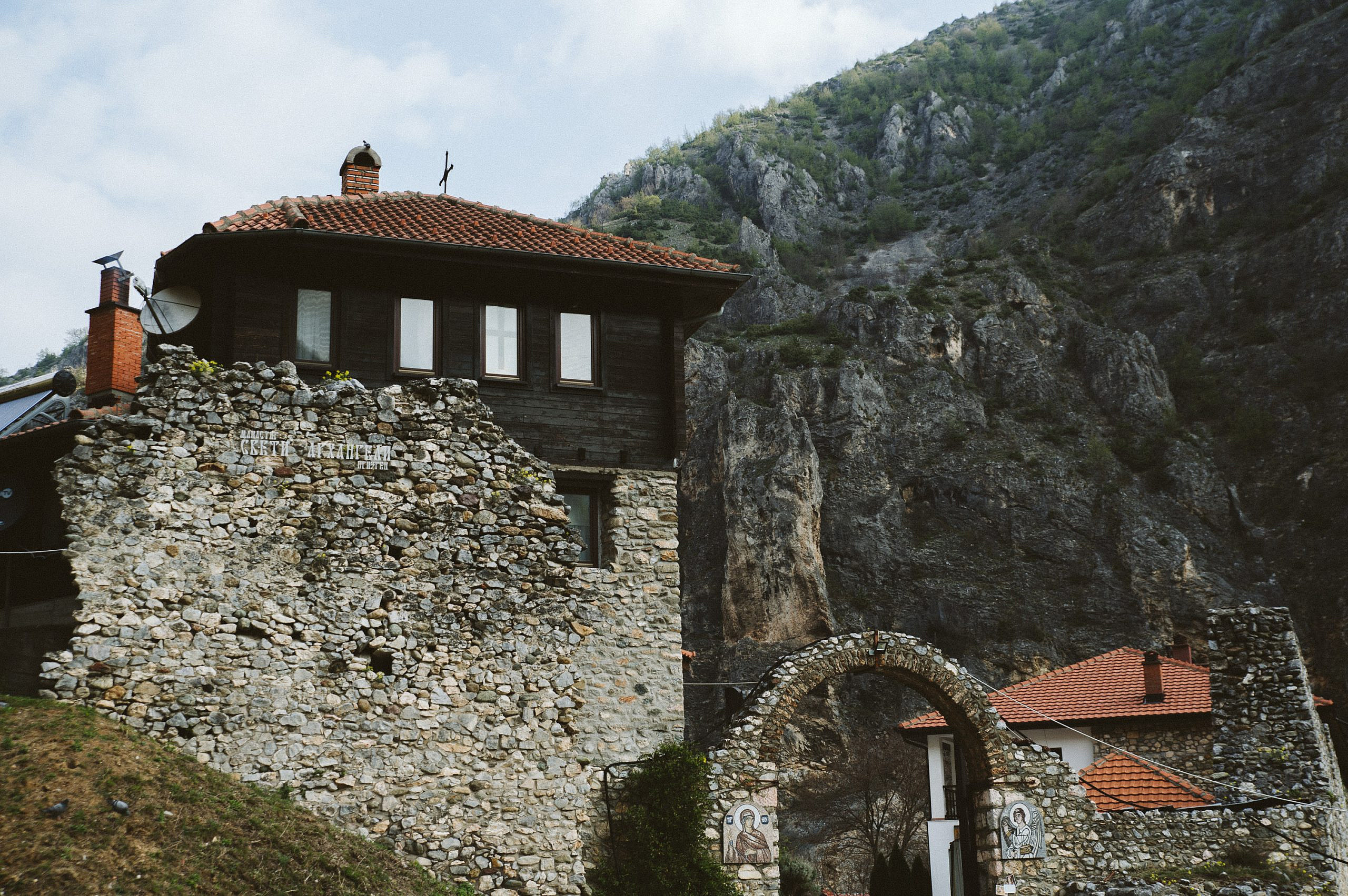 Kosovo i Metohija. Bojana Žuža fotograf u Beogradu 📷 Belgrade photographer
