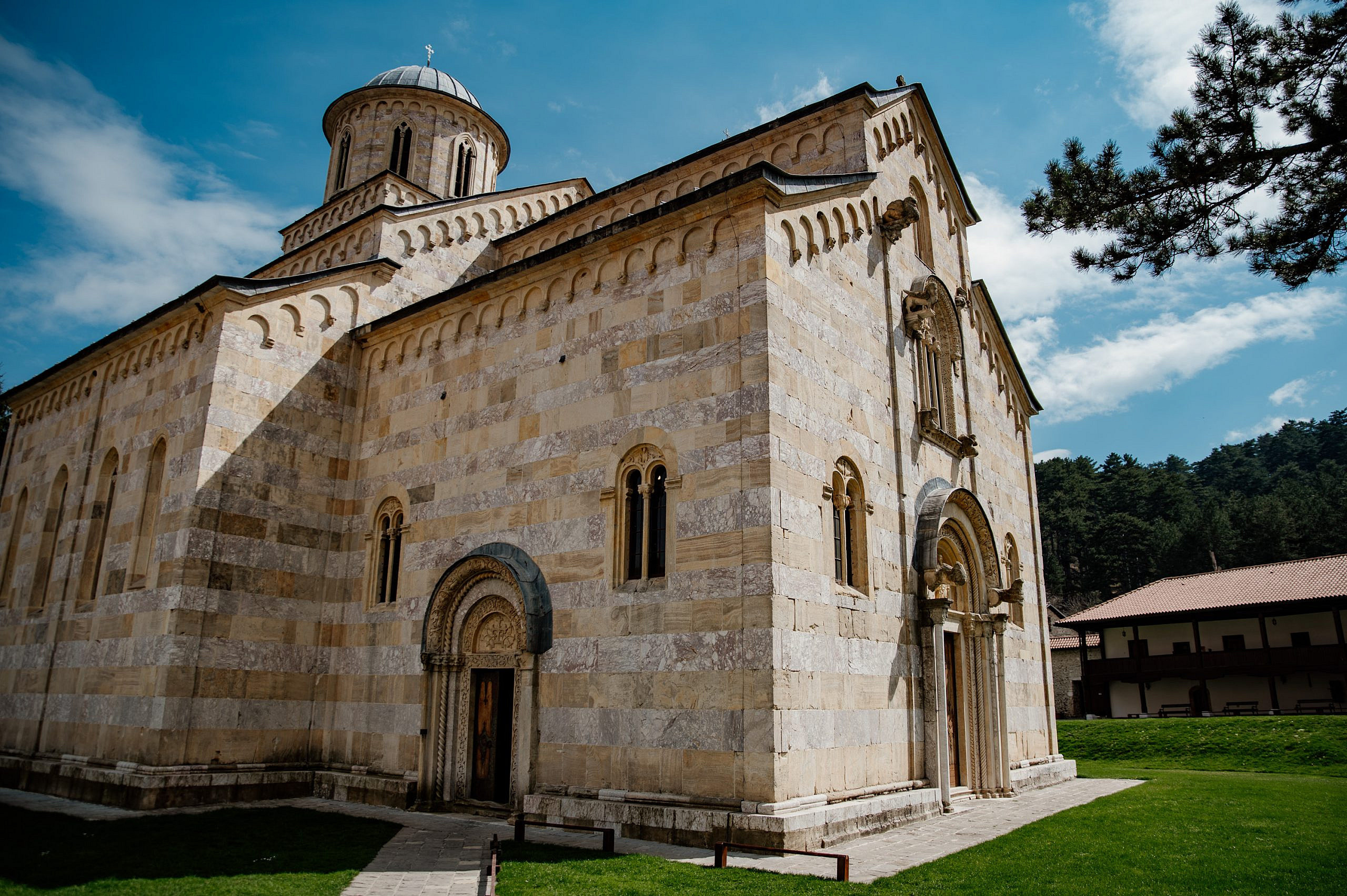 Kosovo i Metohija. Bojana Žuža fotograf u Beogradu 📷 Belgrade photographer