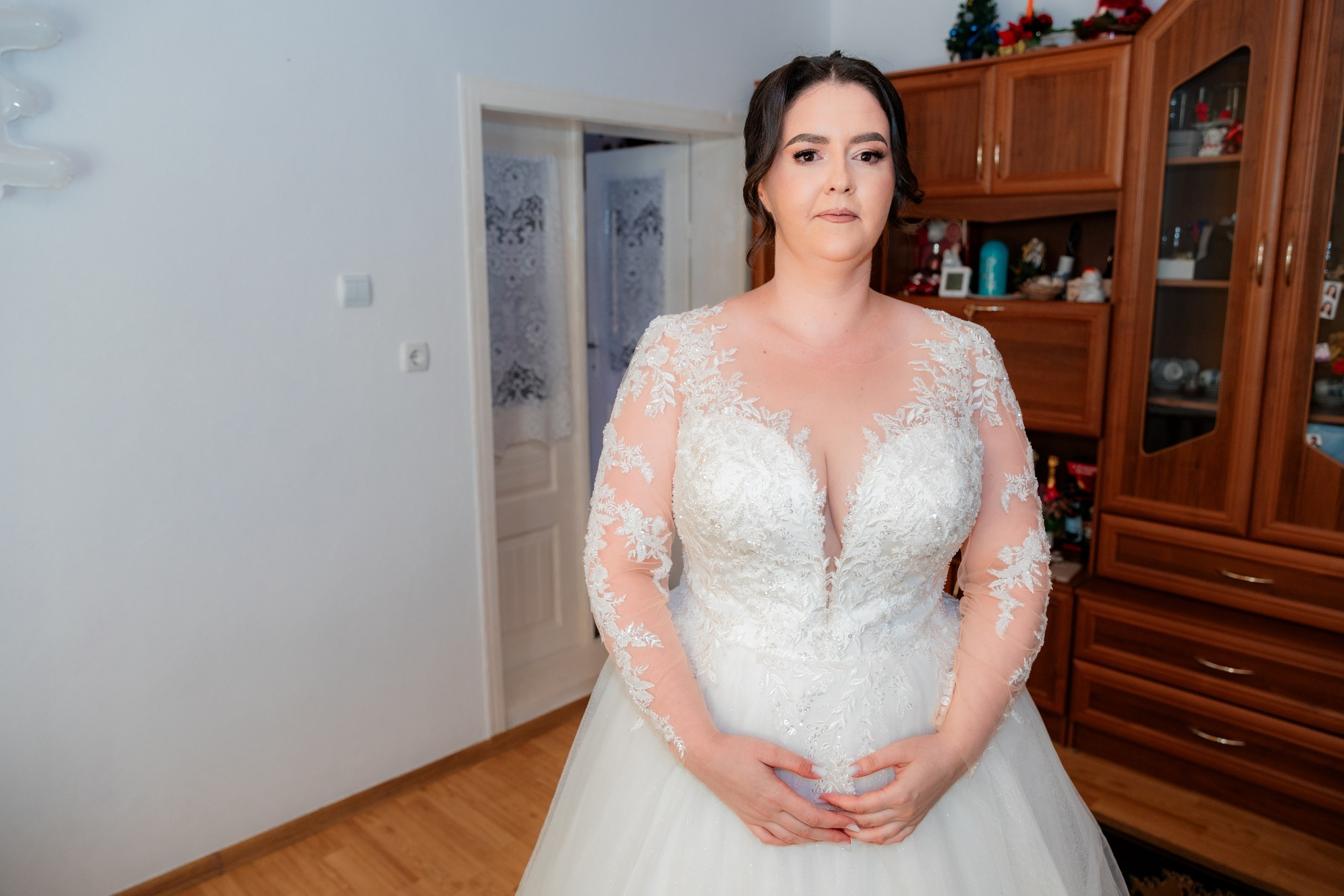 servicii foto. servicii foto Botoșani. servicii foto video Botoșani. fotograf nunta. fotograf evenimente. fotograf nunta Botoșani. Alin chirila. Alin chirila fotograf. Alinofotostudio.- Mire și mireasă – Sergiu & Liliana – ziua nunții, 2024  - Emoții în ziua nunții – Sergiu și Liliana  - Dansul mirilor – fotografie artistică nuntă 2024  - Sedinta foto romantică în natură – Sergiu & Liliana  - Rochia de mireasă și detalii de nuntă elegante