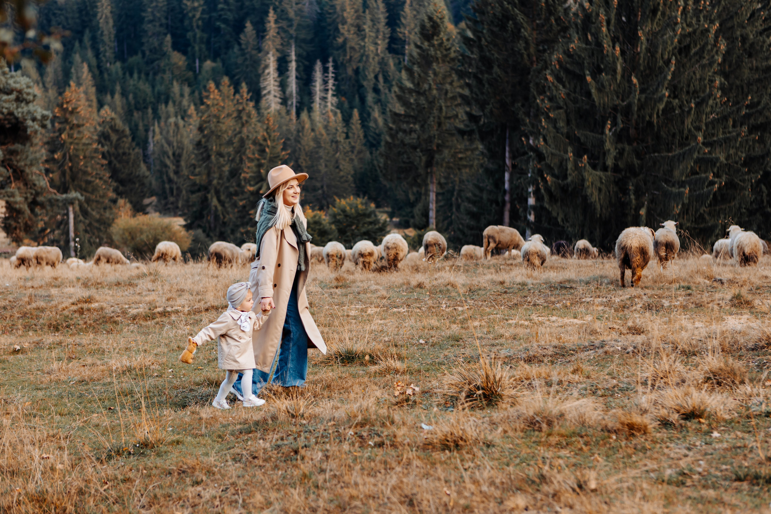 Dorina, Sergiu și Daria. Cristina Andronache fotograf Brașov fotograf de familie fotograf de nunta Brașov
