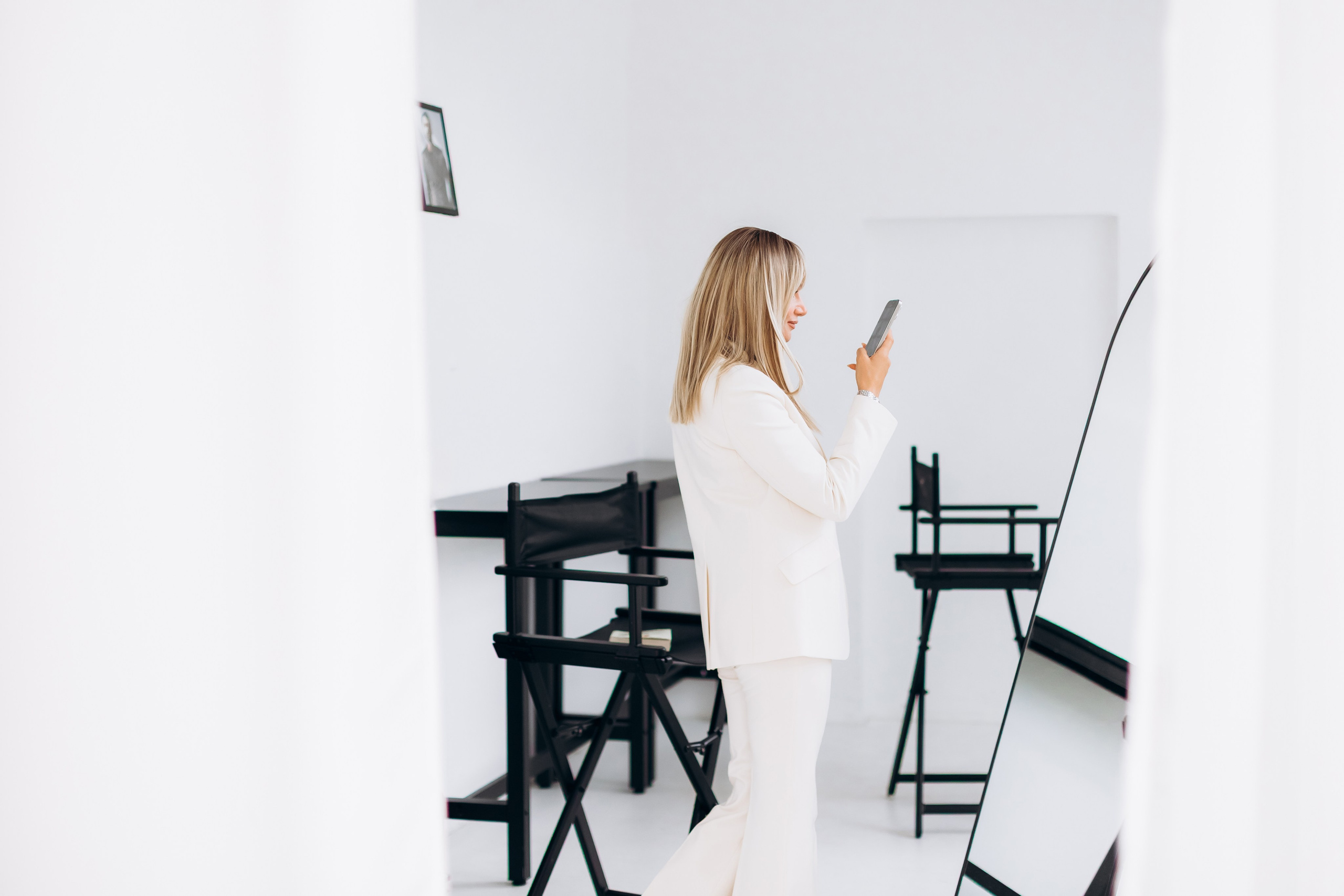 Anastasia (business portrait). Wedding and Family Photograph