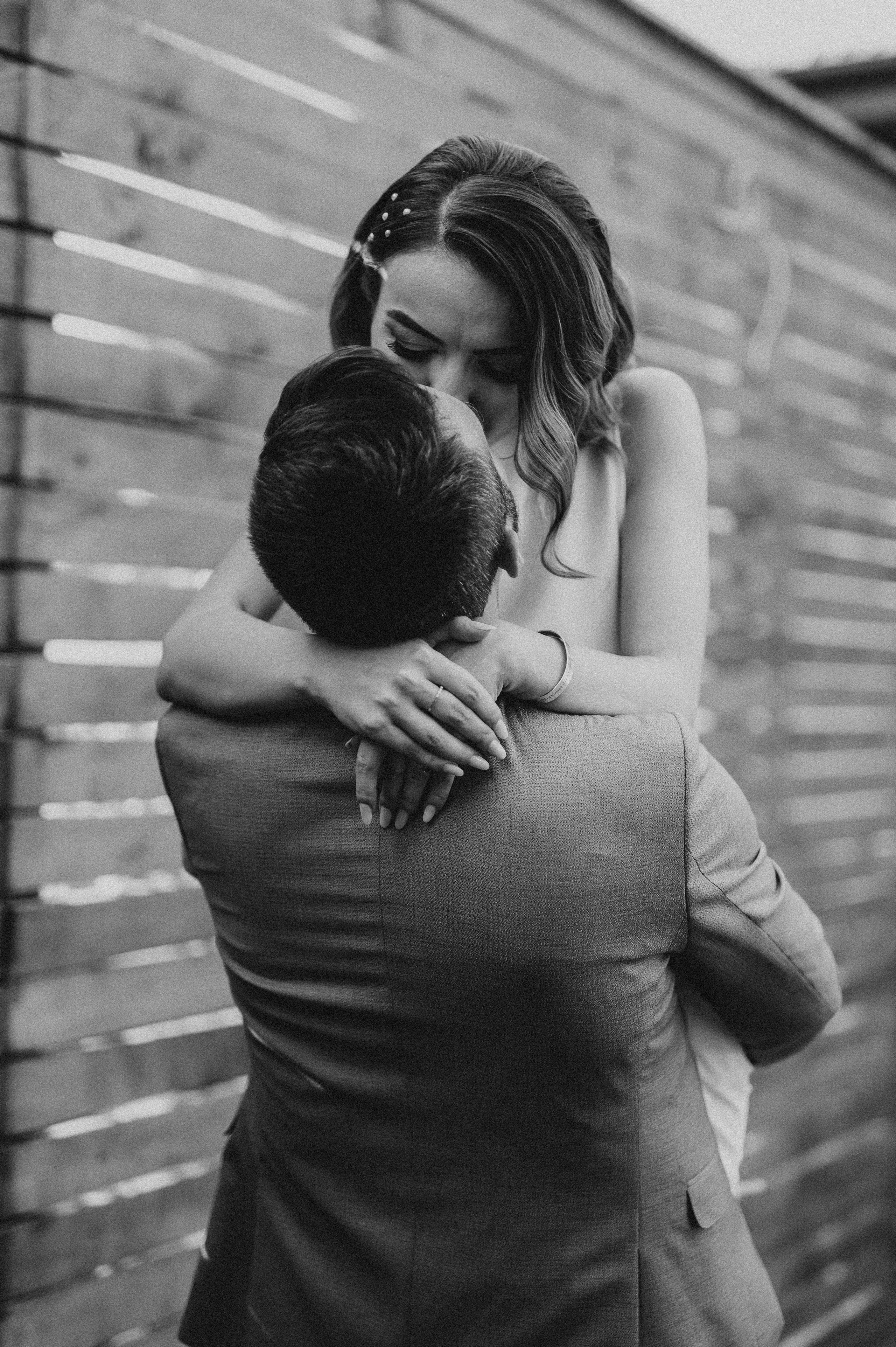 Cununie civila in aer liber si sedinta foto de cuplu. Proud Vision Weddings | Wedding Photography & Film — Servicii profesionale Foto Video Nunta Iasi