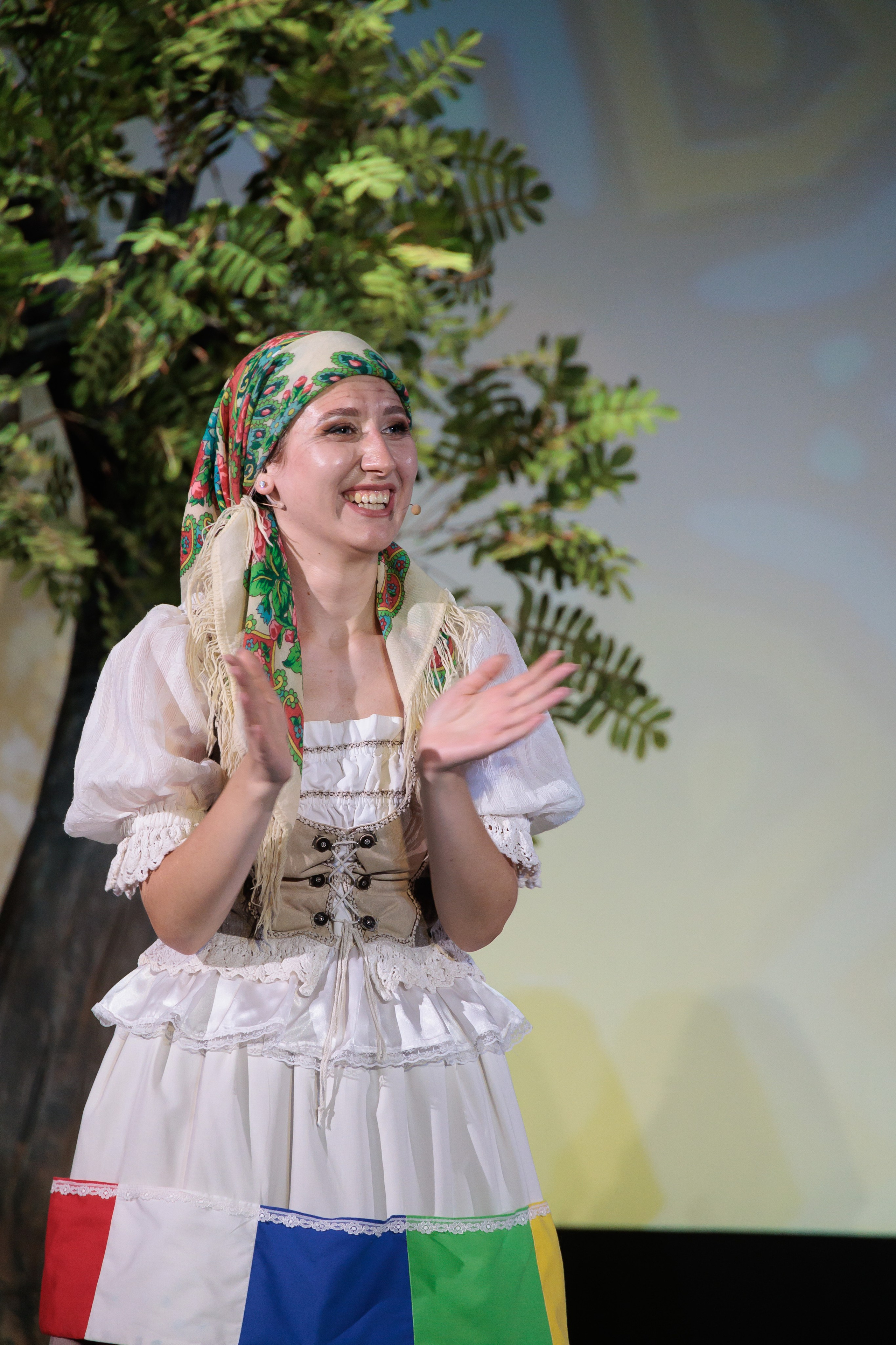 Povestea Scufita Rosie. Clounella. ✔️ Servicii foto si video in Chisinau Moldova - Cinematic.md