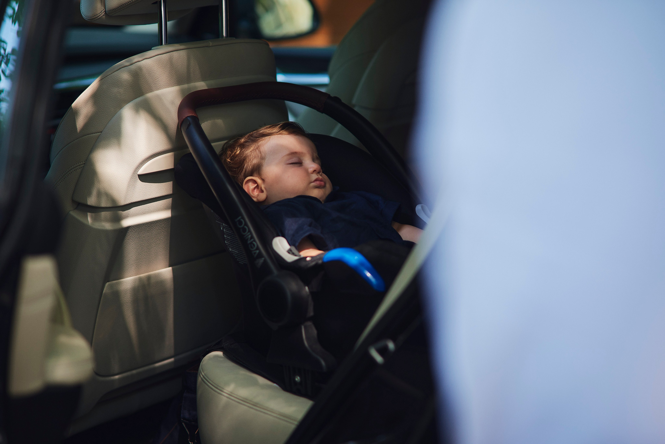 Botez Vlad. Georgescu Alexandru Fotograf