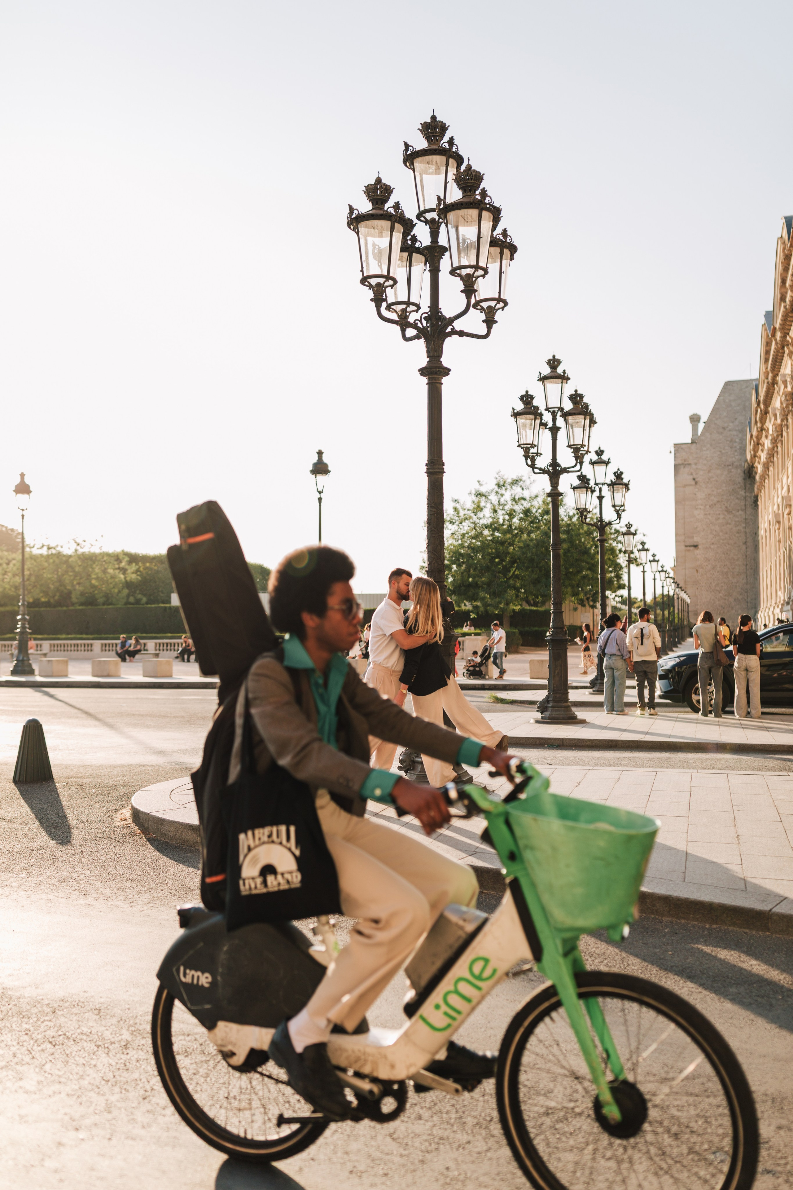 Paris couple shooting. Photographer Rouen, France