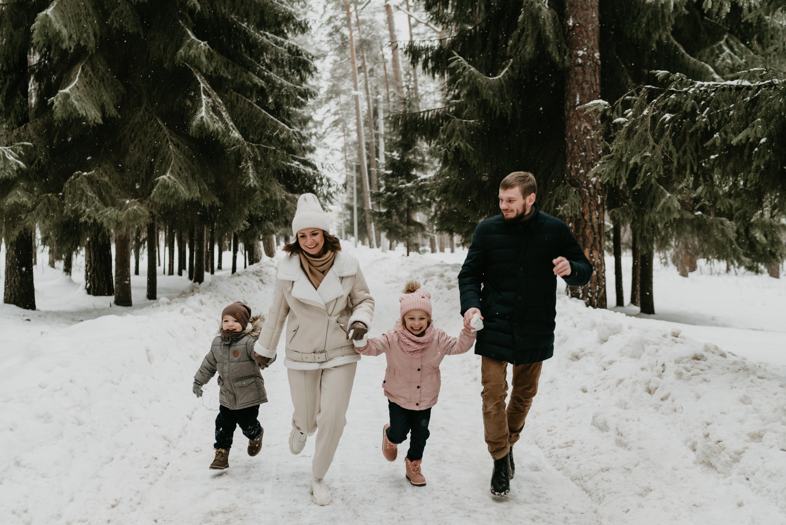 Winter family session|Saint-Petersburg, Russia. London portrait and family photographer