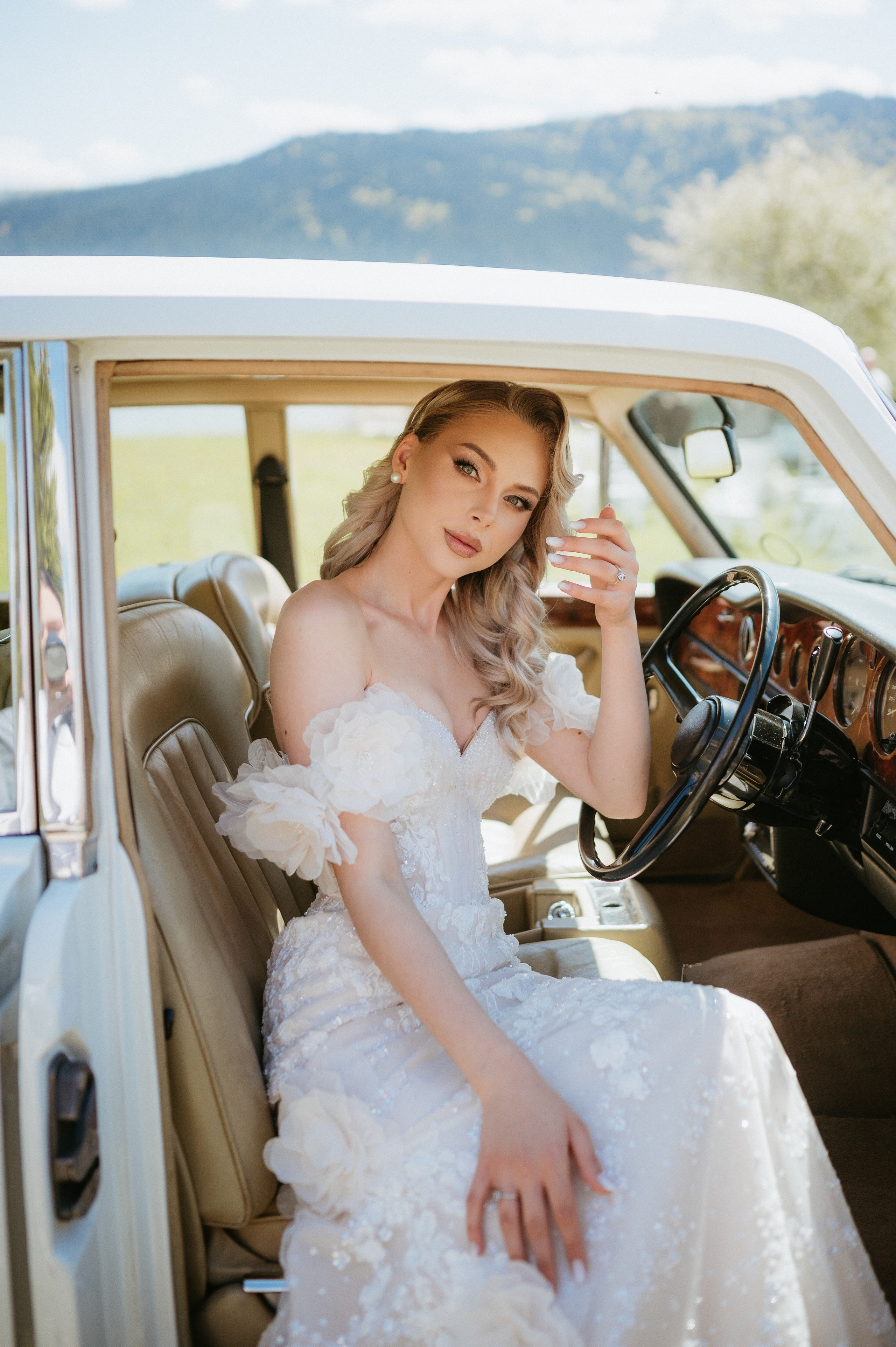 Cristina – Ședință foto editorială cu vibe fashion. Valentin Melen — wedding photographer