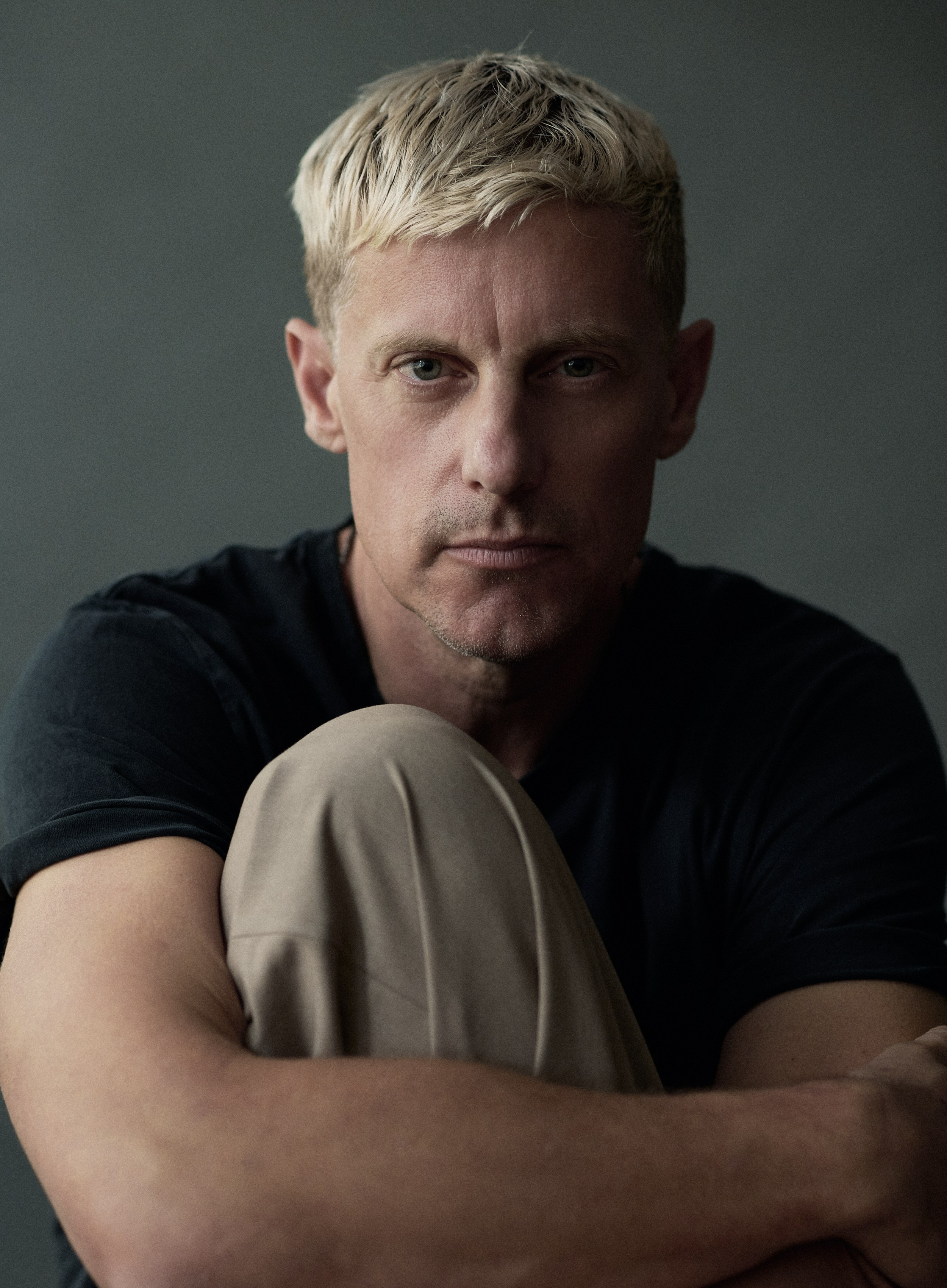 Dutch man. Connected with music. Fotograaf Amsterdam - Victoria Ushkanova