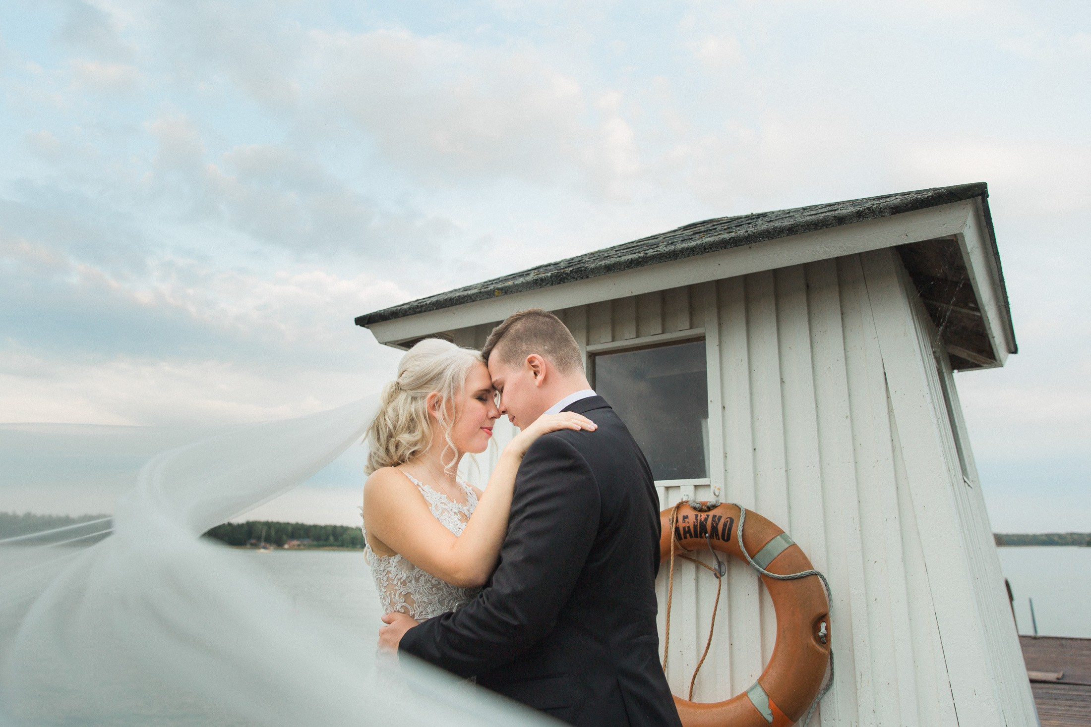 Hääkuvaaja Porvoo | Hääkuvaus Villa Haikko