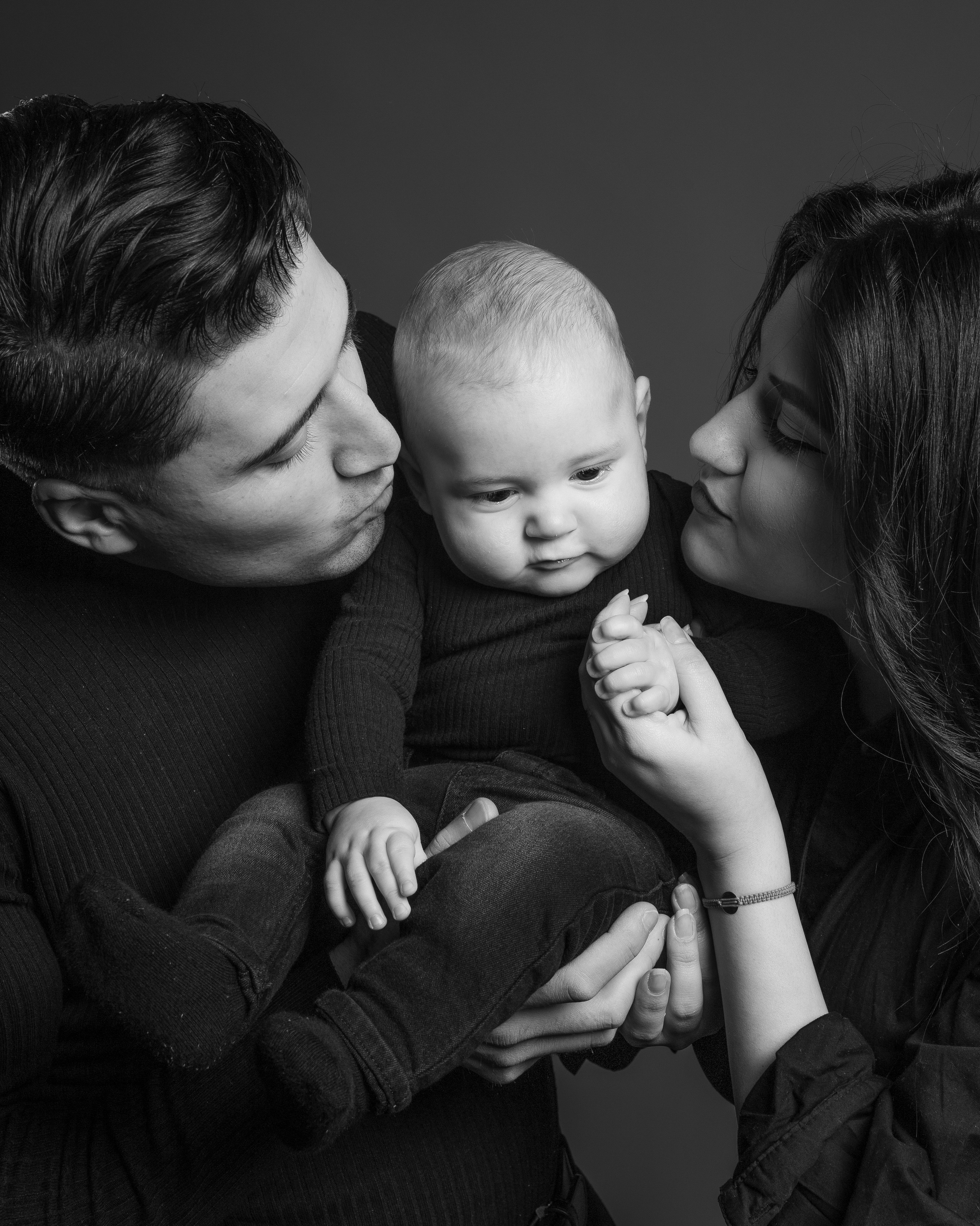 ValStudio. Https://valphoto.wfolio.pro/