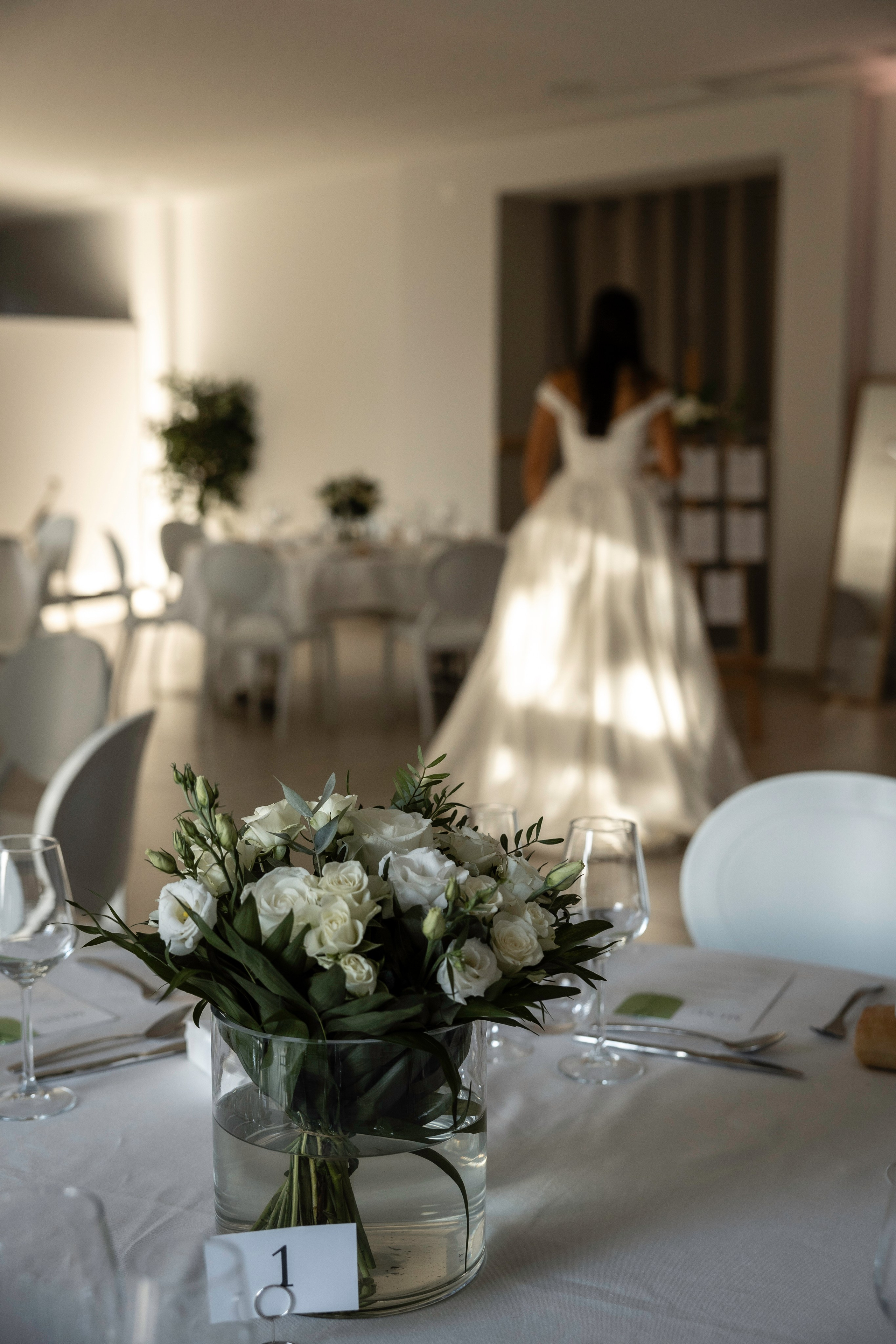 Wedding in Domaine De Montcausson. Eugenie Smirnova — wedding, corporate and lifestyle photographer in Toulouse and Southwest France