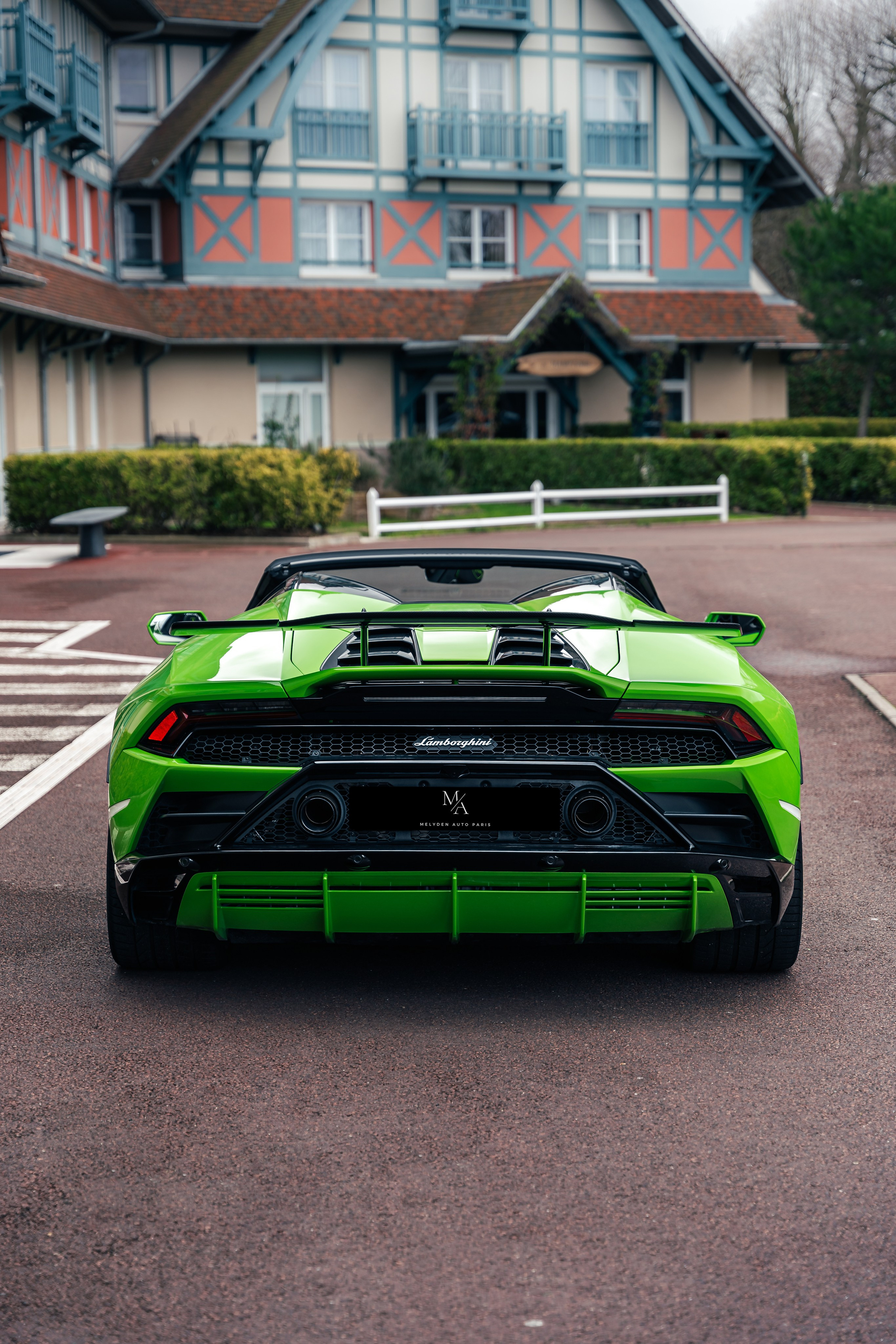Lamborghini Huracan Evo Spyder. Photographe de voitures à Paris — Vitalii Motruk