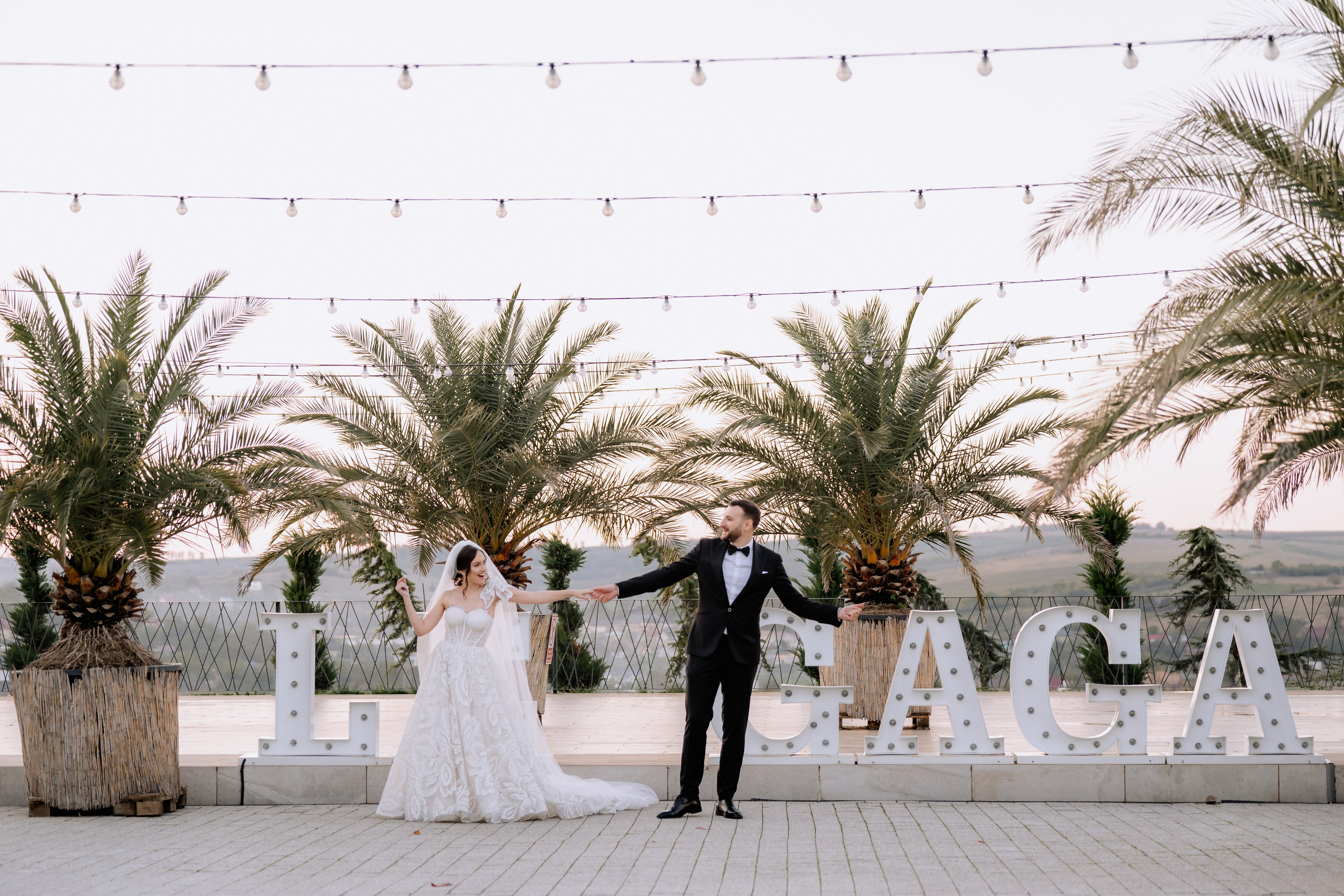 Proud Vision Weddings | Wedding Photography & Film — Servicii profesionale Foto Video Nunta Iasi