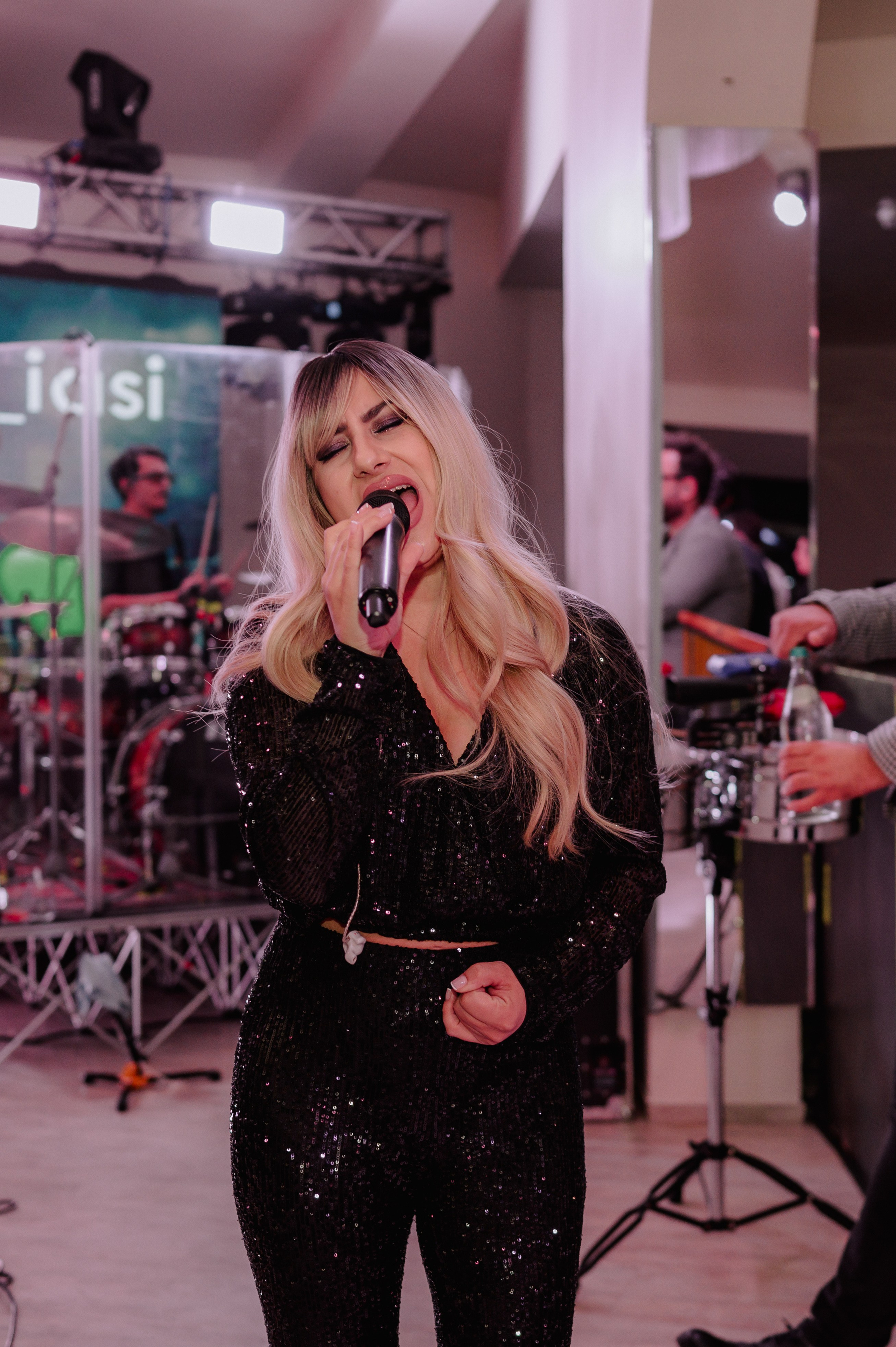 Nunta in Octombrie, in culorile toamnei , la Elysium , Iasi. Proud Vision Weddings | Wedding Photography & Film — Servicii profesionale Foto Video Nunta Iasi