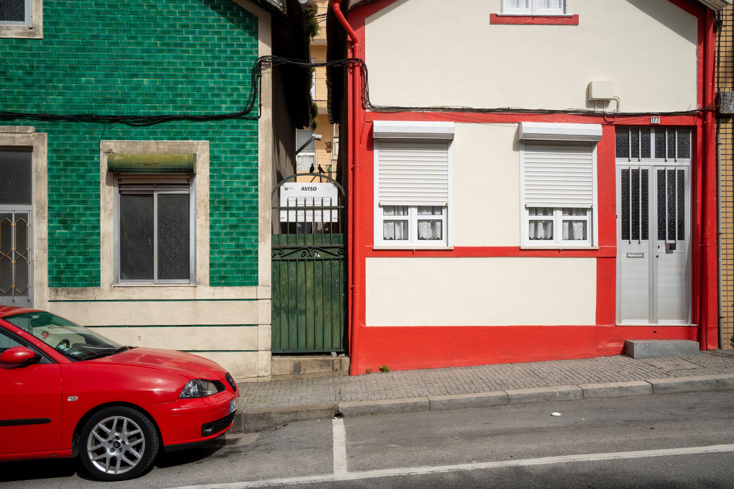 Street. Maria Sher. Professional photographer from Porto, Portugal