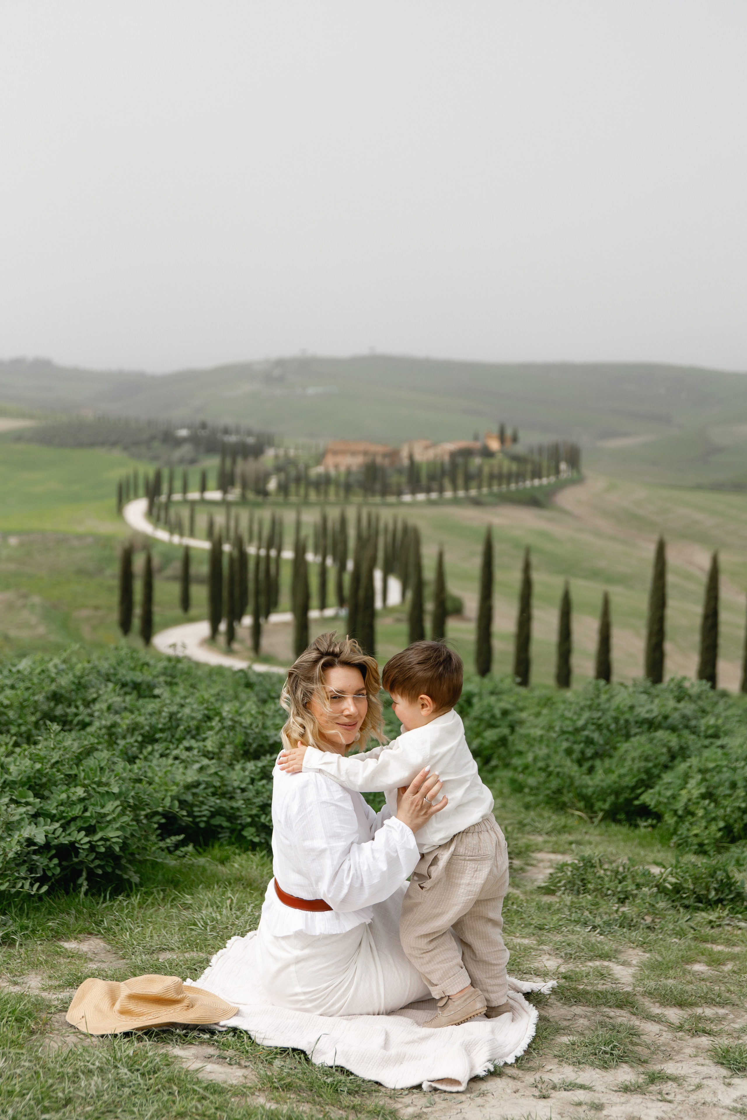 Wedding photographer Italy Rome, Tuscany, Lake Como, Sicily, Puglia. Wedding Photographer Rome Tuscany Como Sicily Puglia Amalfy Italy- Oksana Savenchuk