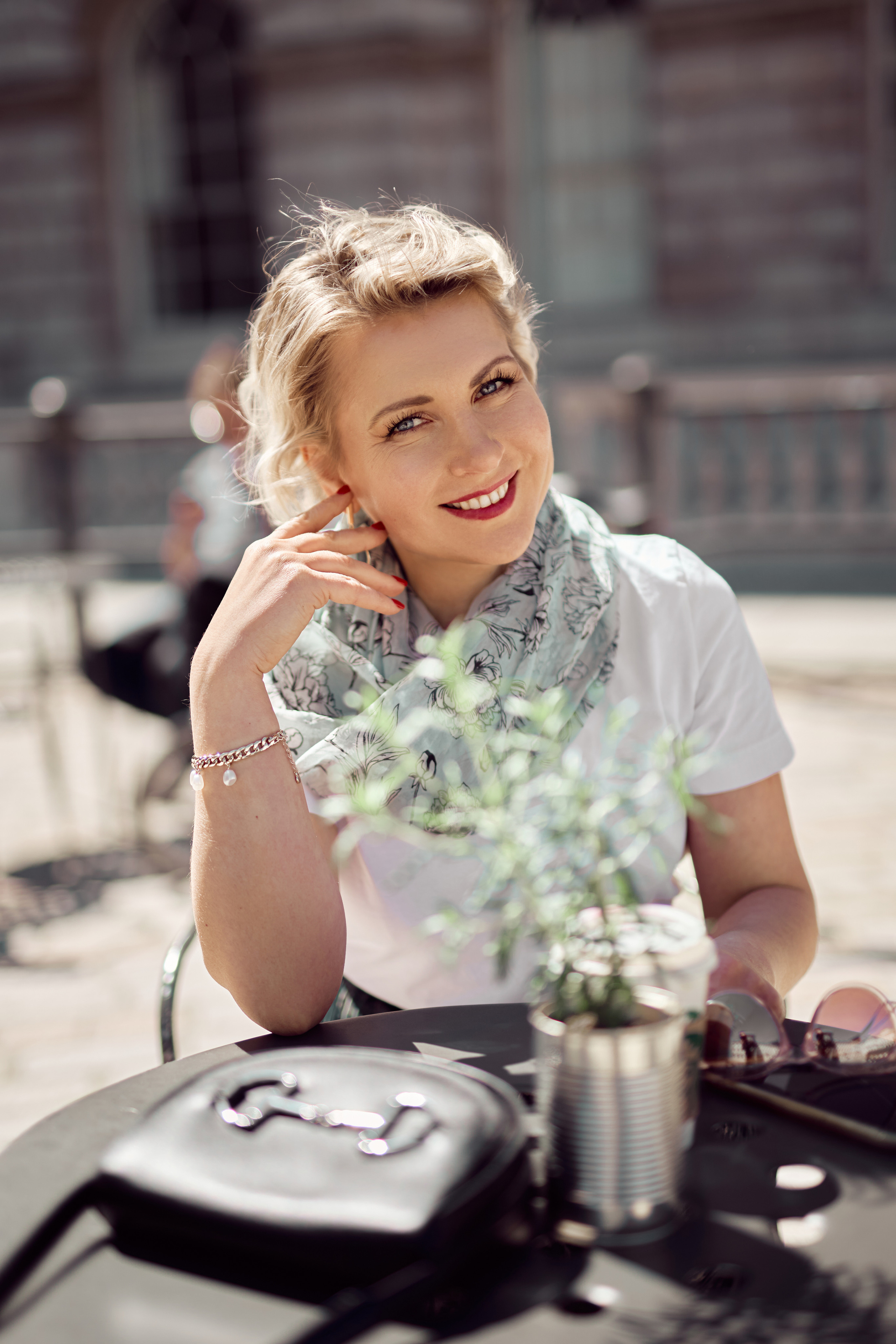 PERSONAL BREND INTERIOR DESIGNER. Professional garden design and photography services in London