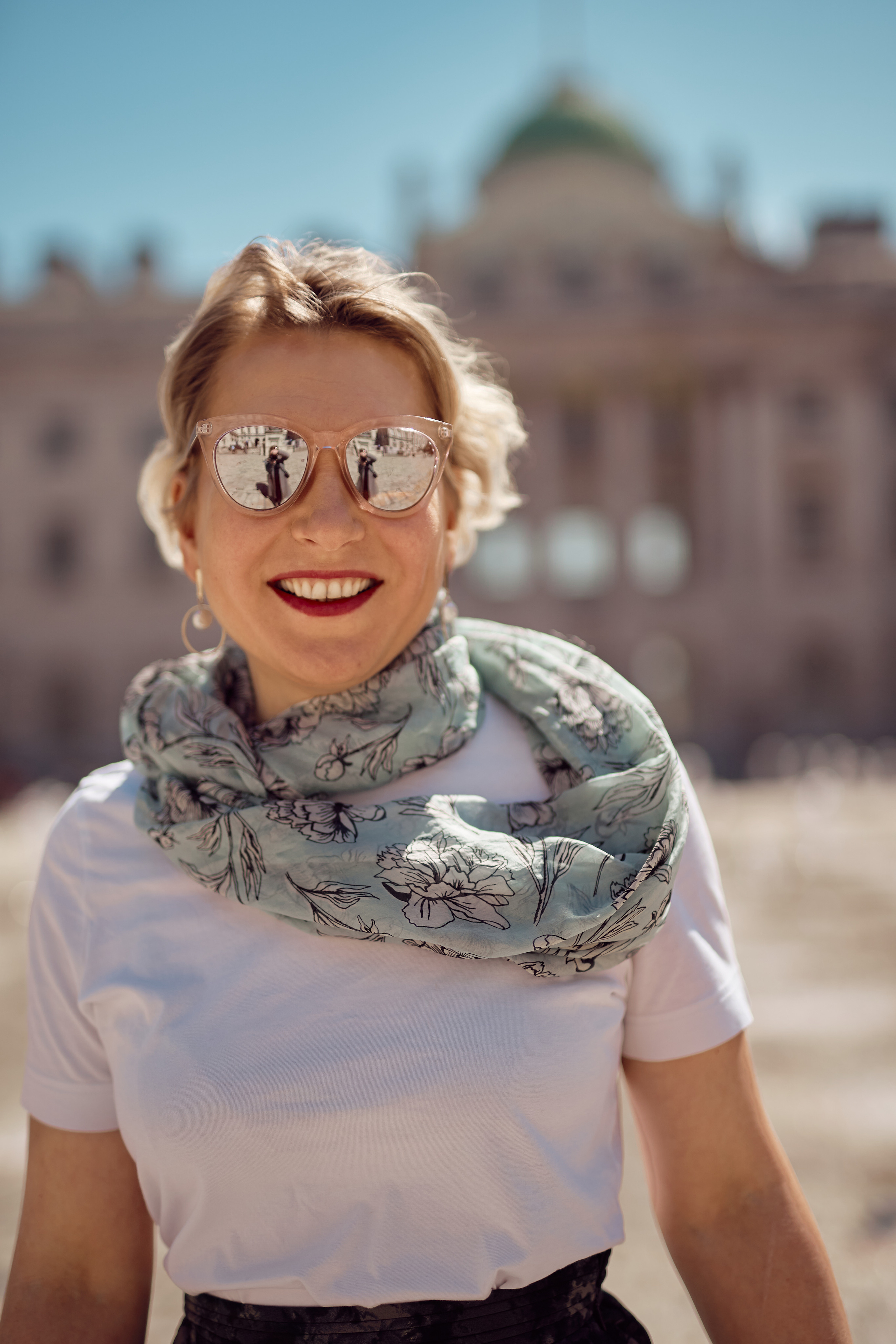 PERSONAL BREND INTERIOR DESIGNER. Professional garden design and photography services in London