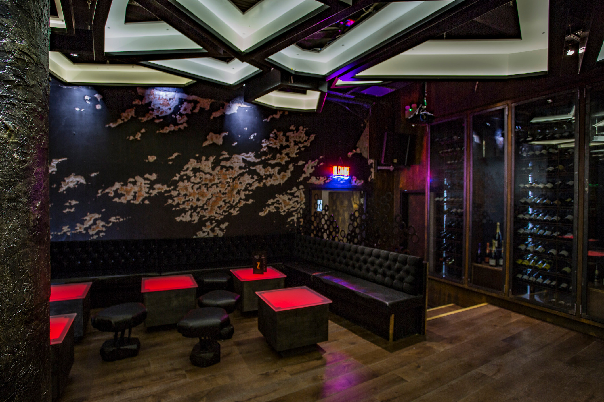 CONTENT & PRODUCT PHOTOGRAPHY. Professional garden design and photography services in London