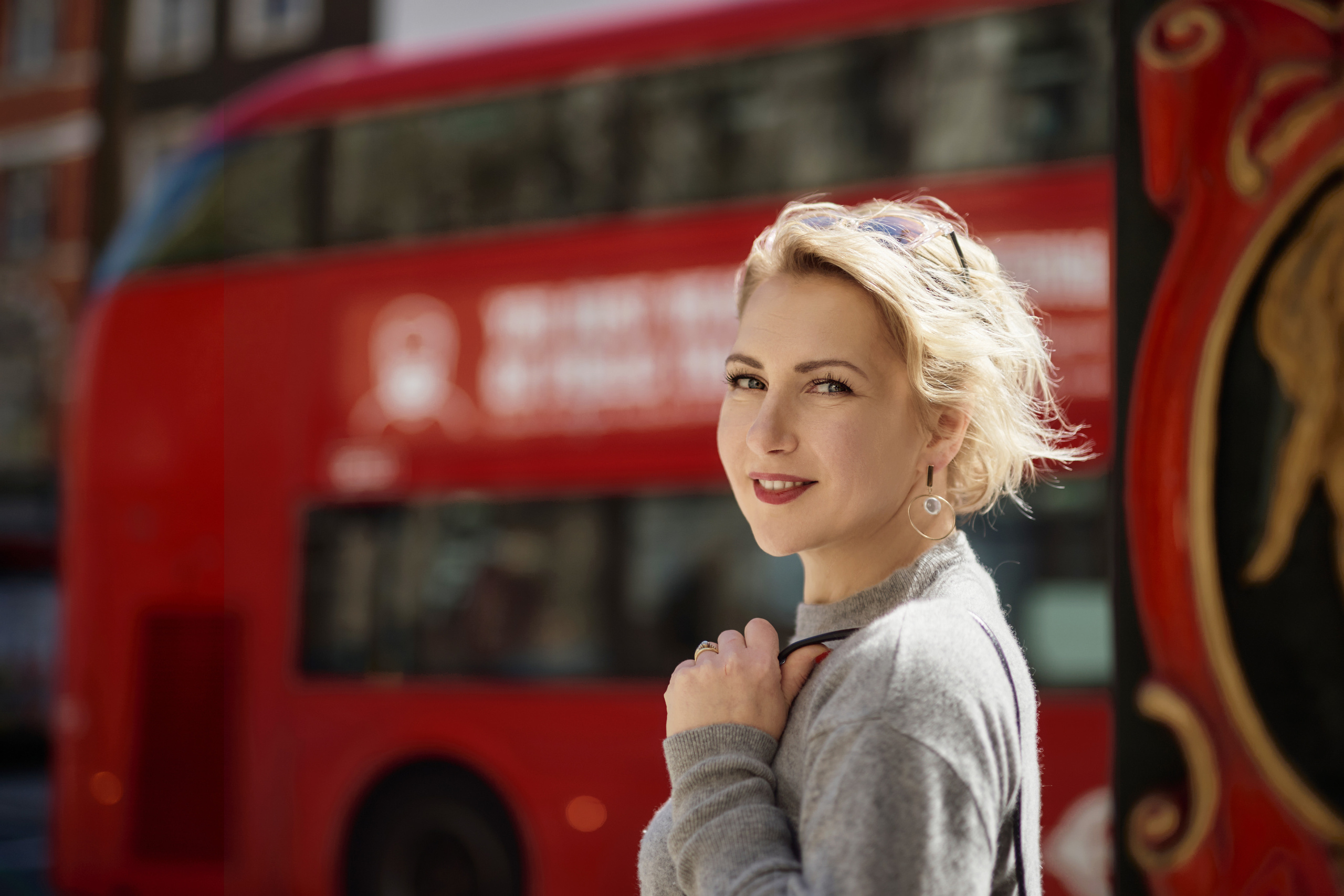 PERSONAL BREND INTERIOR DESIGNER. Professional garden design and photography services in London