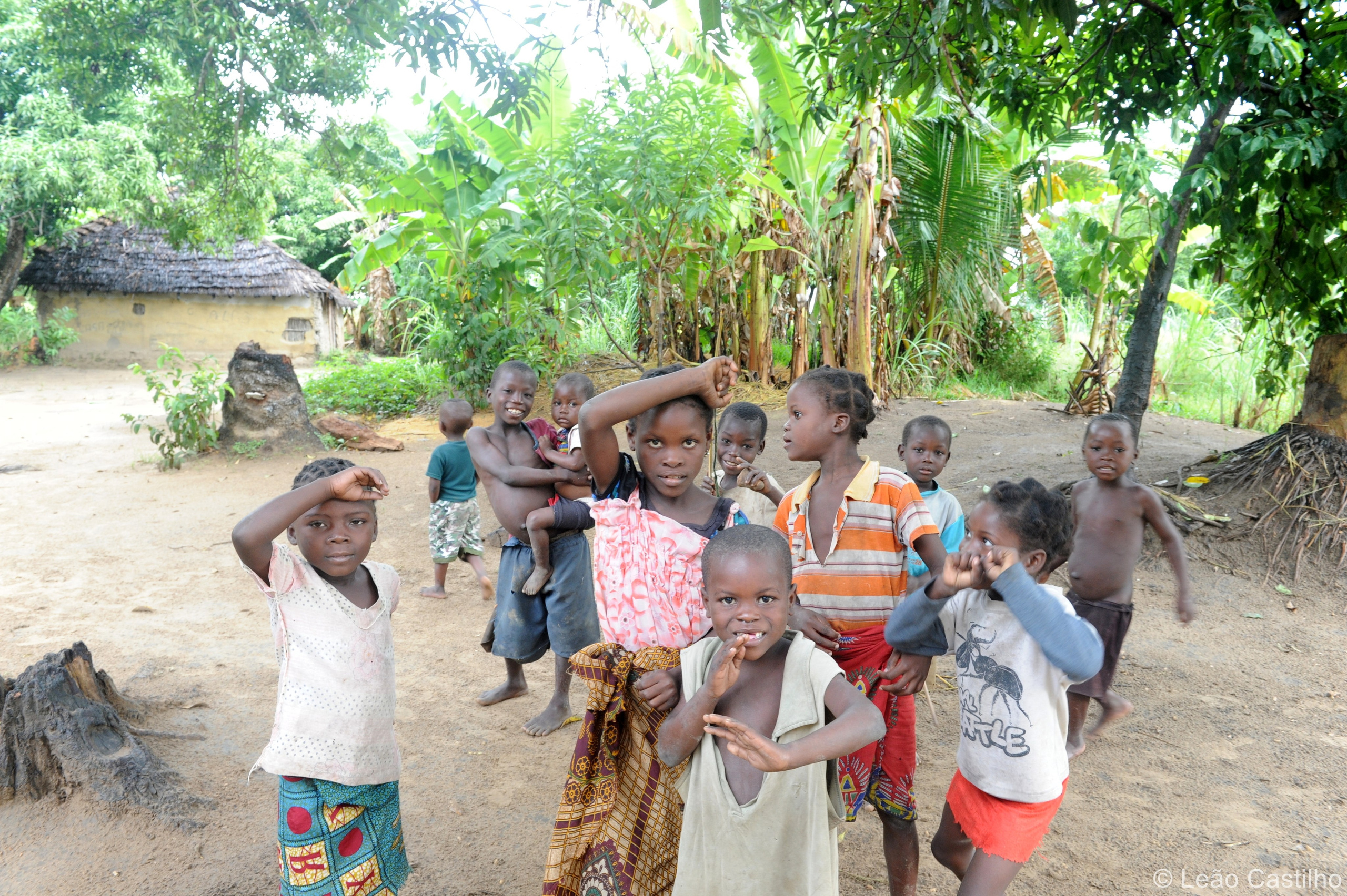 Photos from Mozambique people 2. Simbahalu