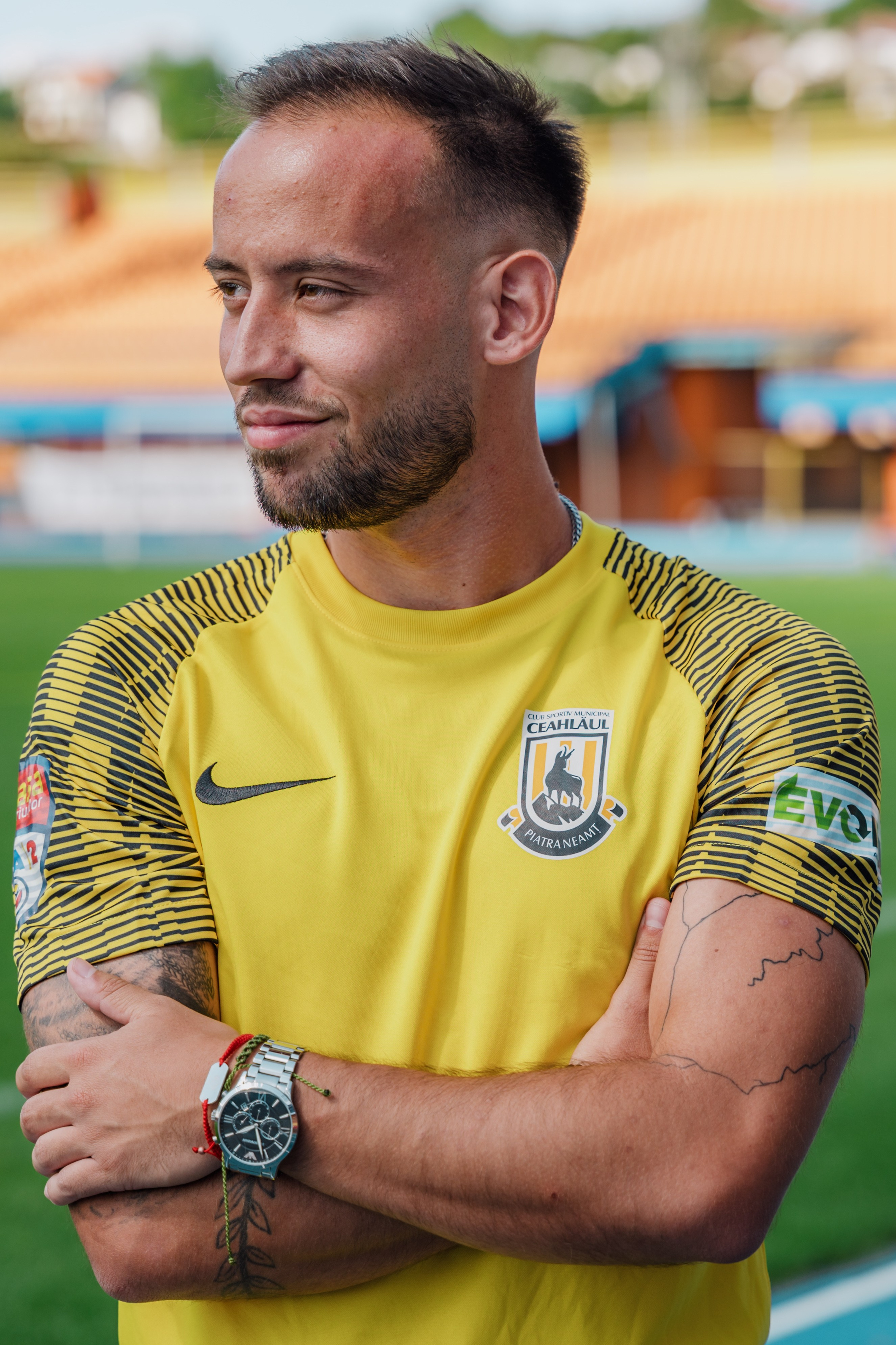 Folha. Dragosbaciuartphotographer